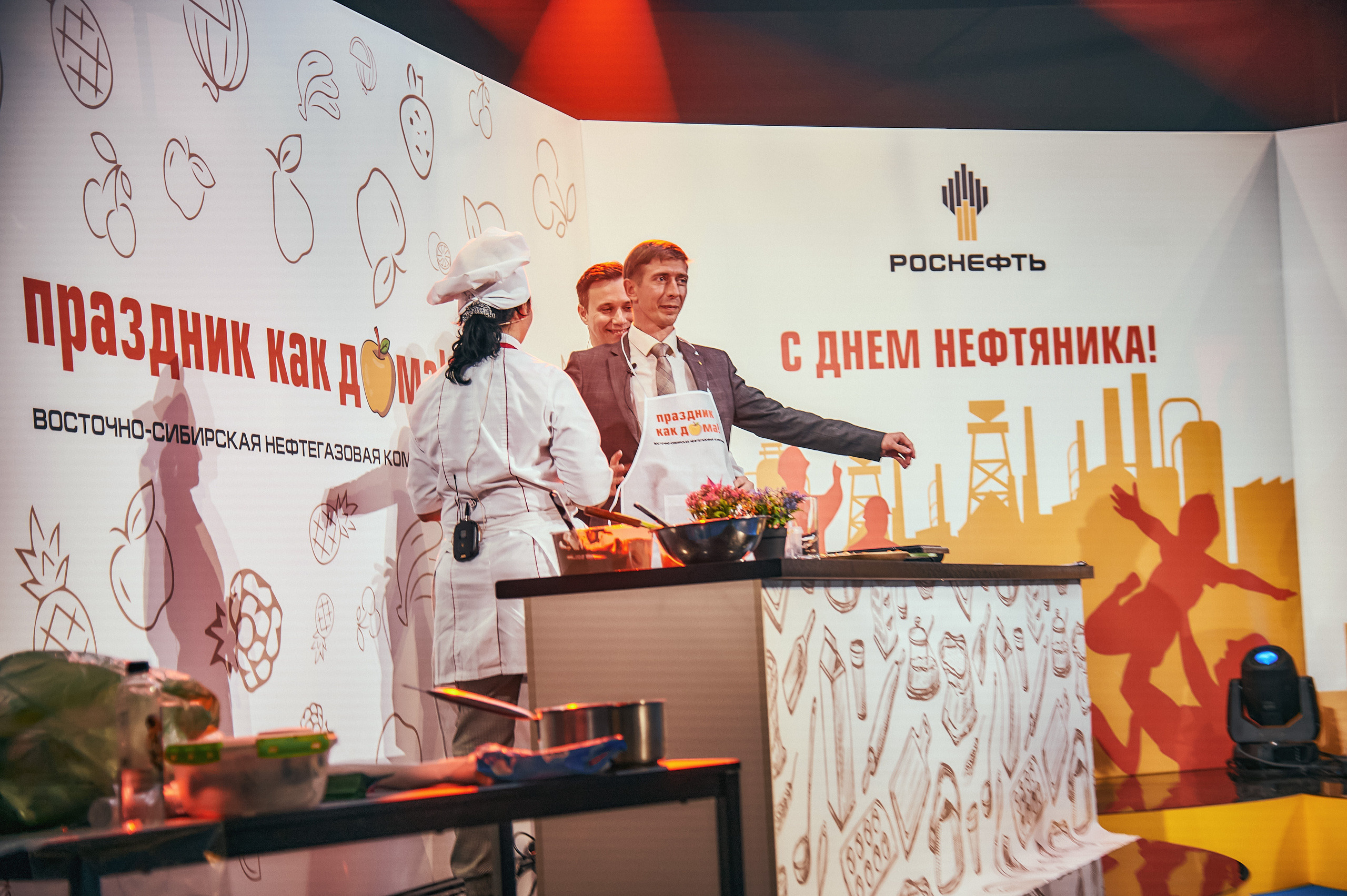 Портфолио репортажной фотосъёмки: "Роснефть" съёмка шоу для «День нефтяника». Фотограф Яковлев Роман — Красноярск