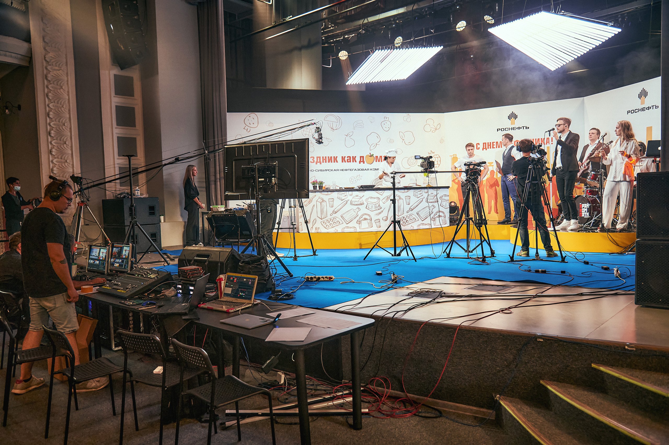 Портфолио репортажной фотосъёмки: "Роснефть" съёмка шоу для «День нефтяника». Фотограф Яковлев Роман — Красноярск