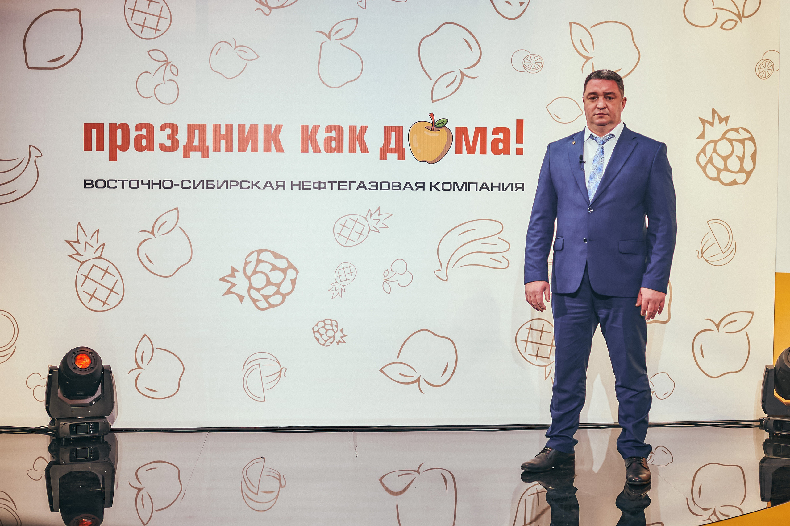 Портфолио репортажной фотосъёмки: "Роснефть" съёмка шоу для «День нефтяника». Фотограф Яковлев Роман — Красноярск