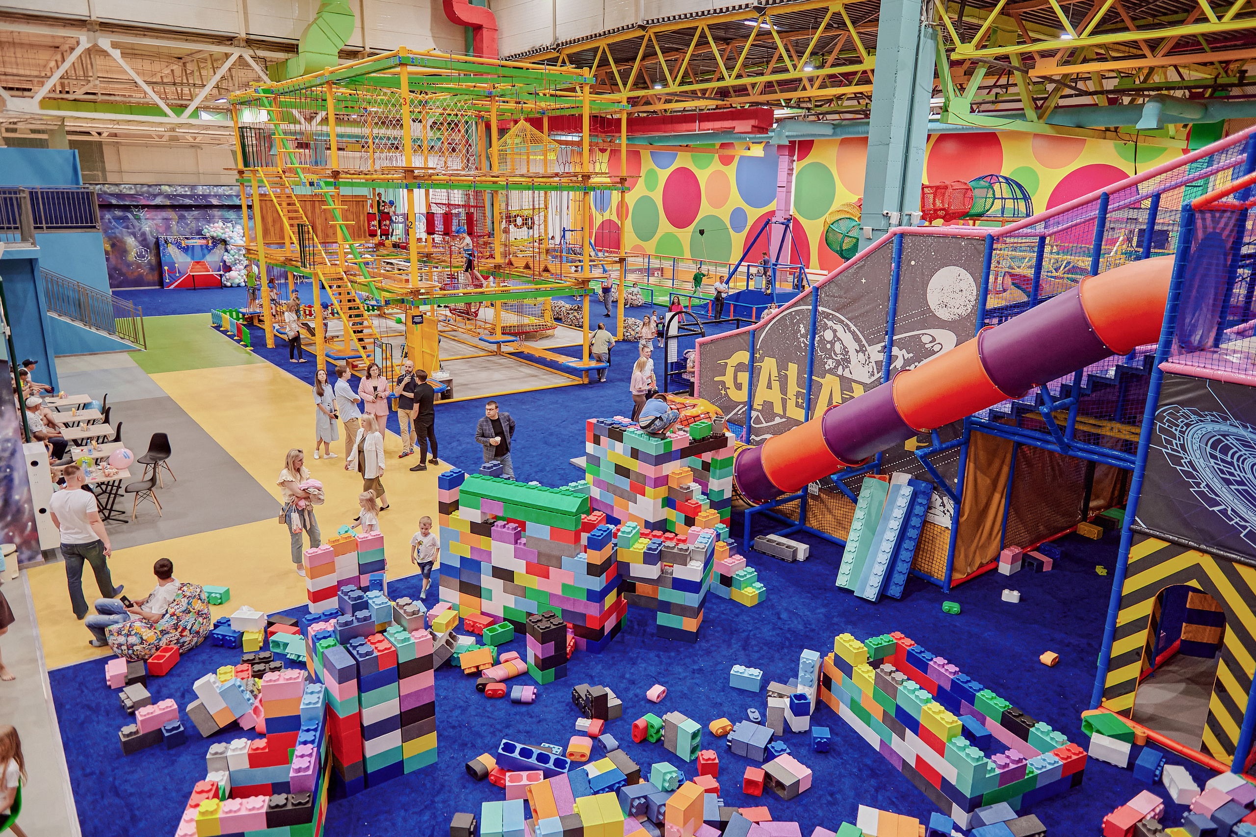 Портфолио репортажной фотосъёмки: Открытие "Vanana park". Фотограф Яковлев Роман — Красноярск