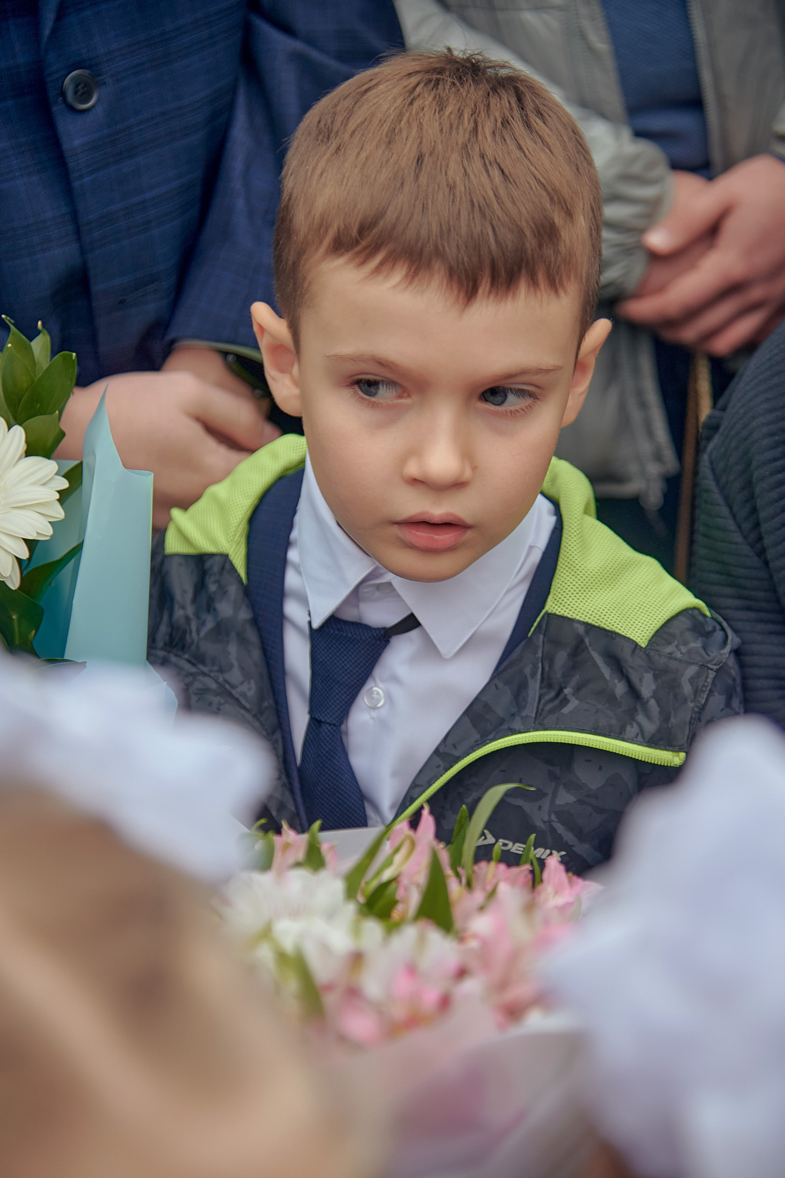 Портфолио репортажной фотосъёмки: 1 сентября в школе № 149. Фотограф Яковлев Роман — Красноярск