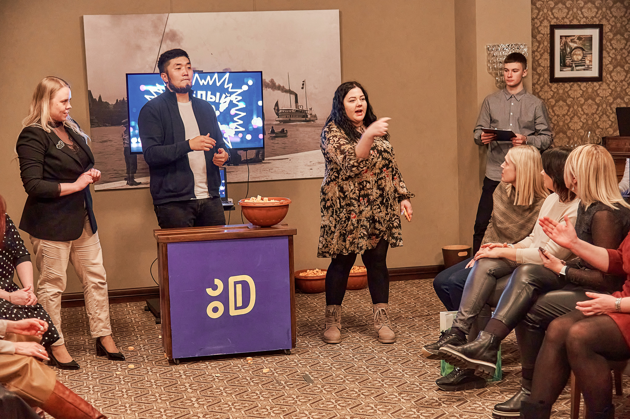 Портфолио репортажной фотосъёмки: "Сбербанк" Новый год. Фотограф Яковлев Роман — Красноярск