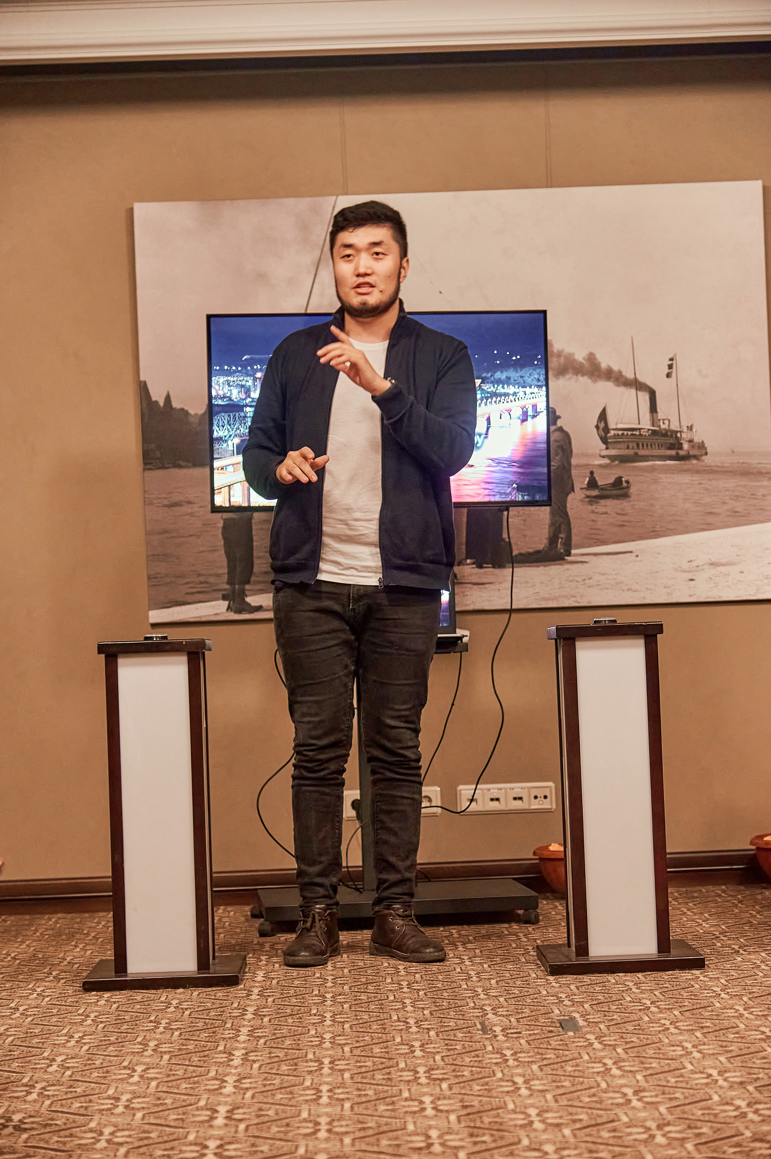 Портфолио репортажной фотосъёмки: "Сбербанк" Новый год. Фотограф Яковлев Роман — Красноярск