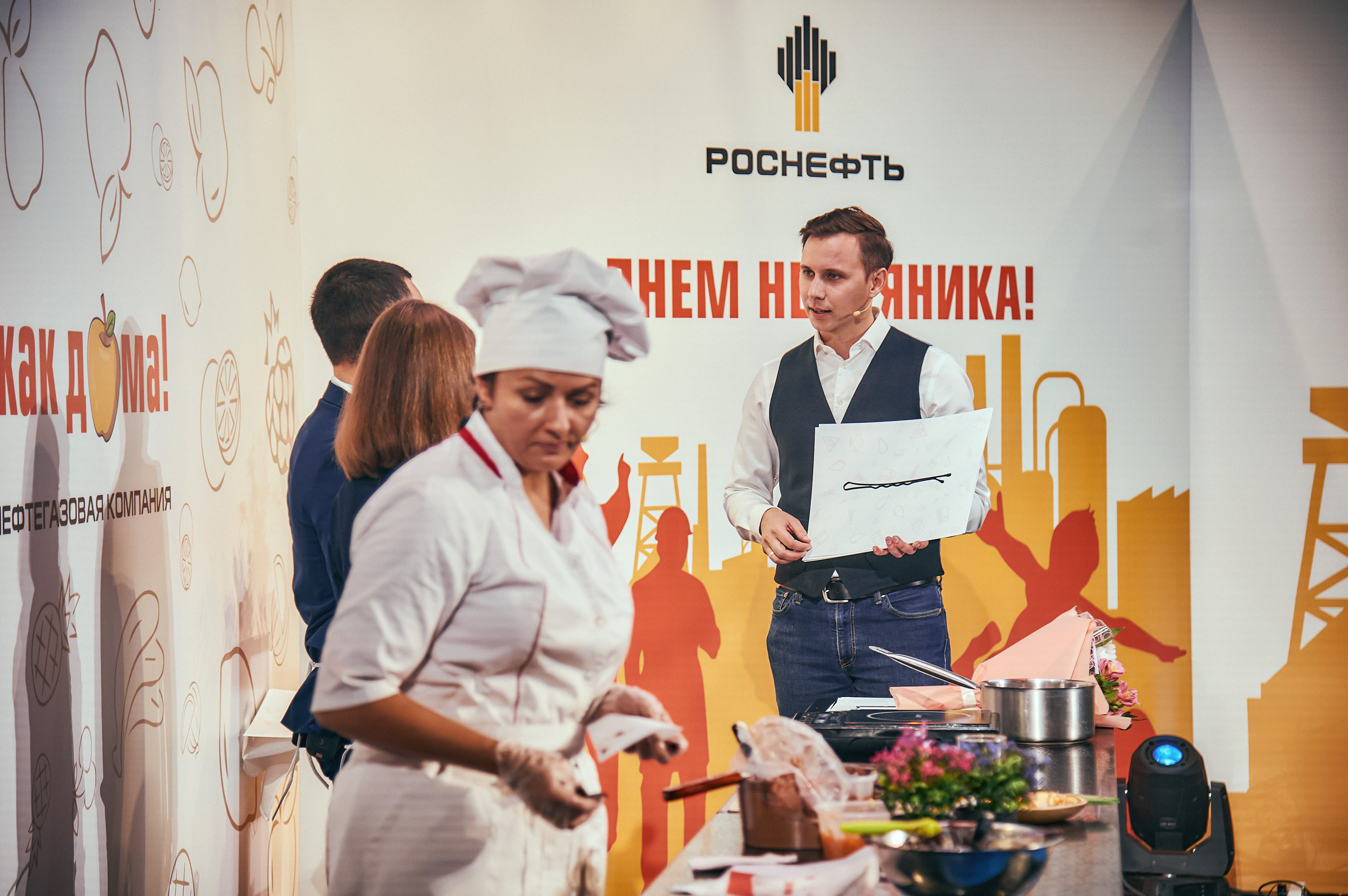 Портфолио репортажной фотосъёмки: "Роснефть" съёмка шоу для «День нефтяника». Фотограф Яковлев Роман — Красноярск