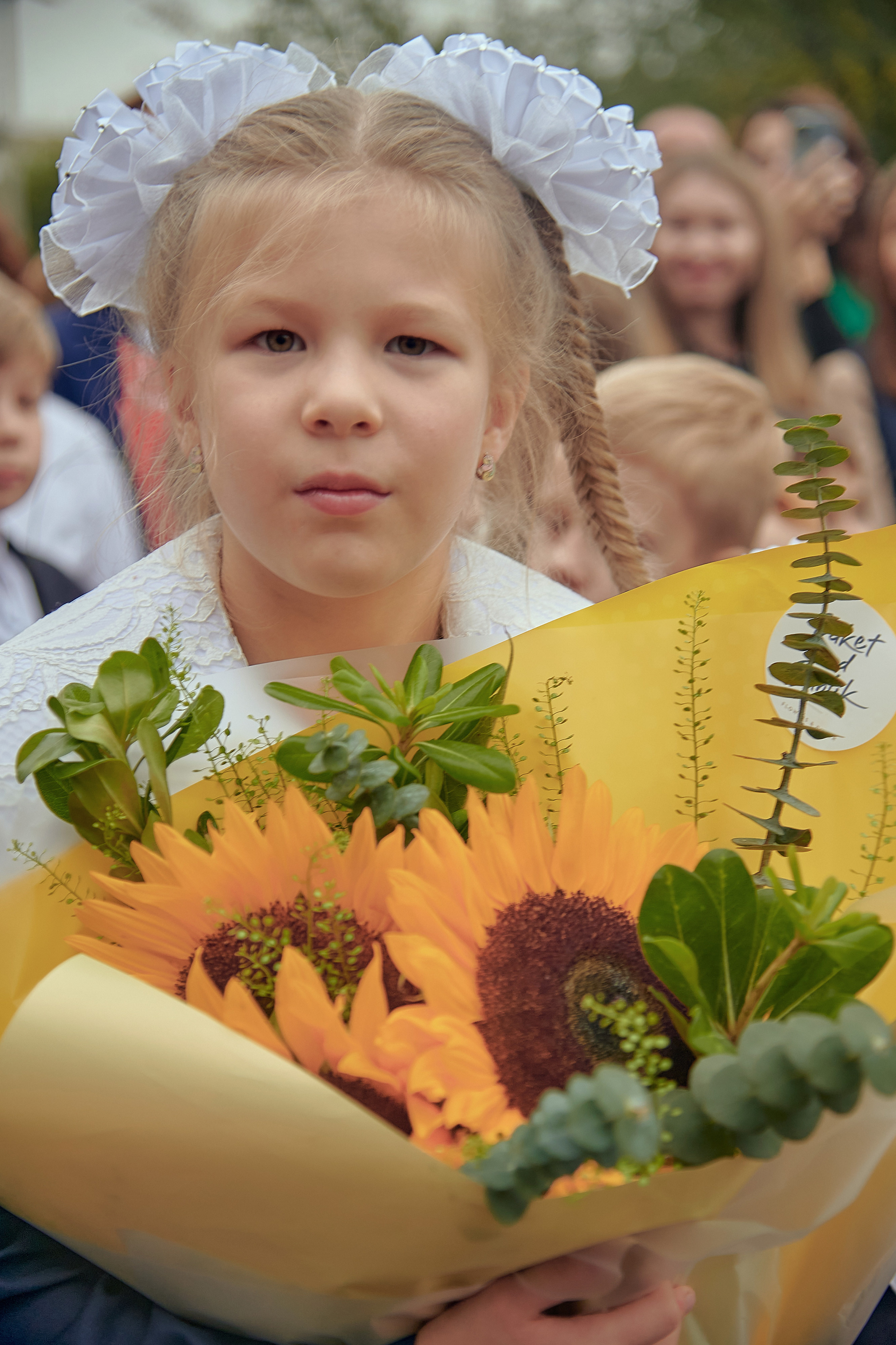 Портфолио репортажной фотосъёмки: 1 сентября в школе № 149. Фотограф Яковлев Роман — Красноярск