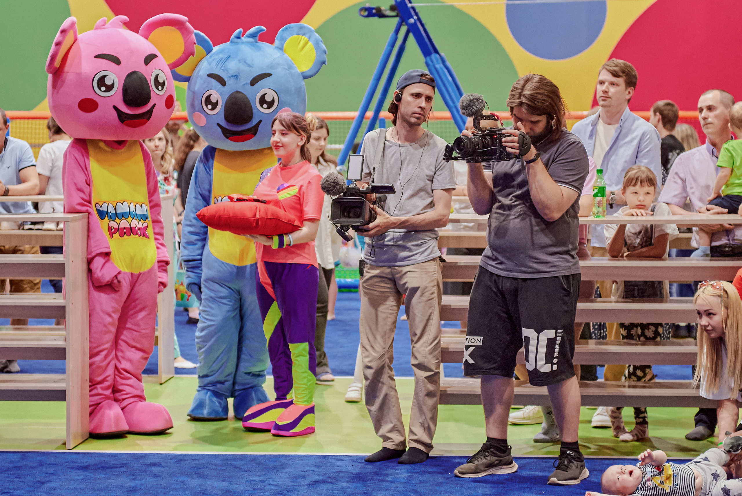 Портфолио репортажной фотосъёмки: Открытие "Vanana park". Фотограф Яковлев Роман — Красноярск