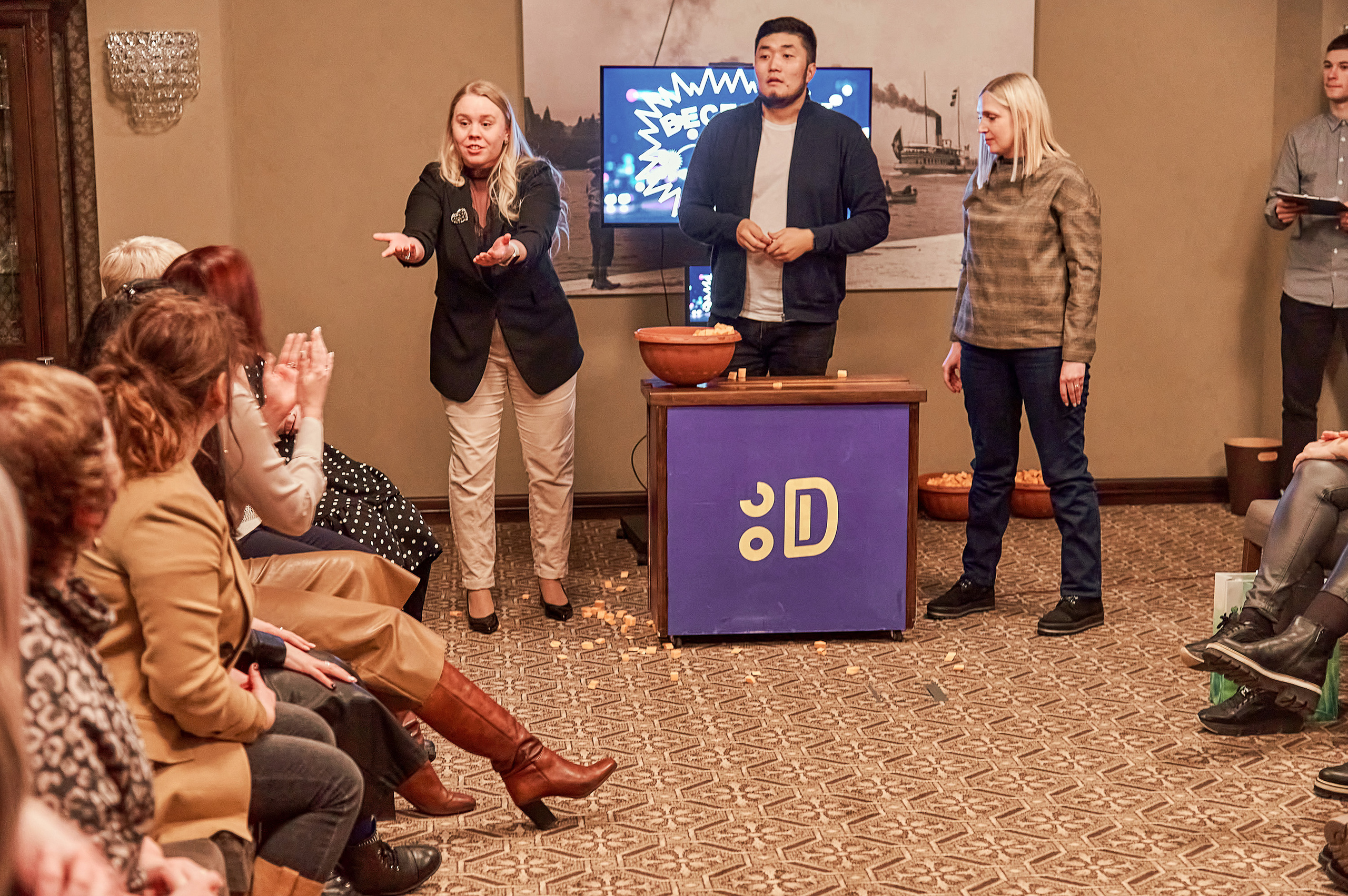 Портфолио репортажной фотосъёмки: "Сбербанк" Новый год. Фотограф Яковлев Роман — Красноярск