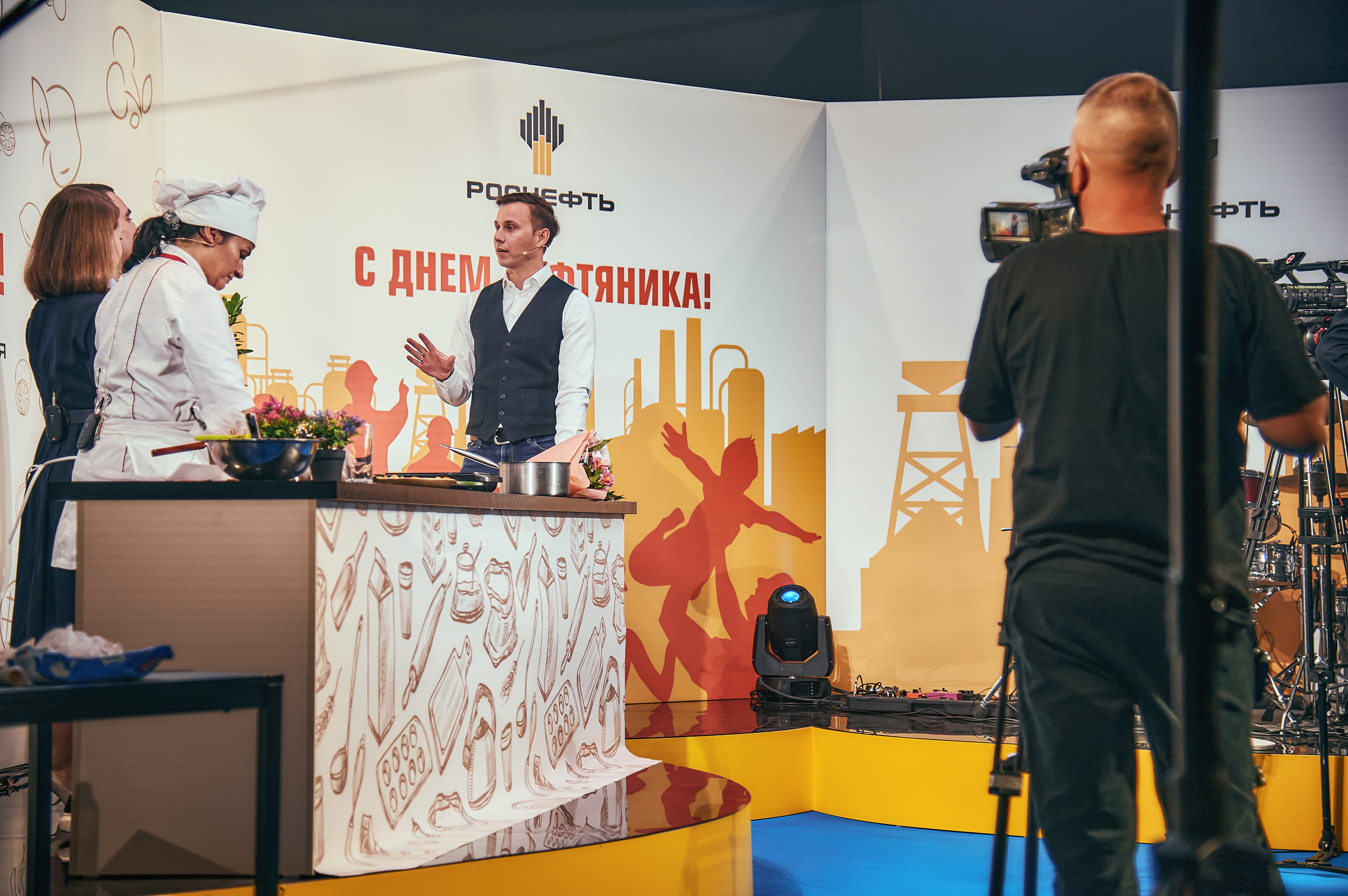 Портфолио репортажной фотосъёмки: "Роснефть" съёмка шоу для «День нефтяника». Фотограф Яковлев Роман — Красноярск