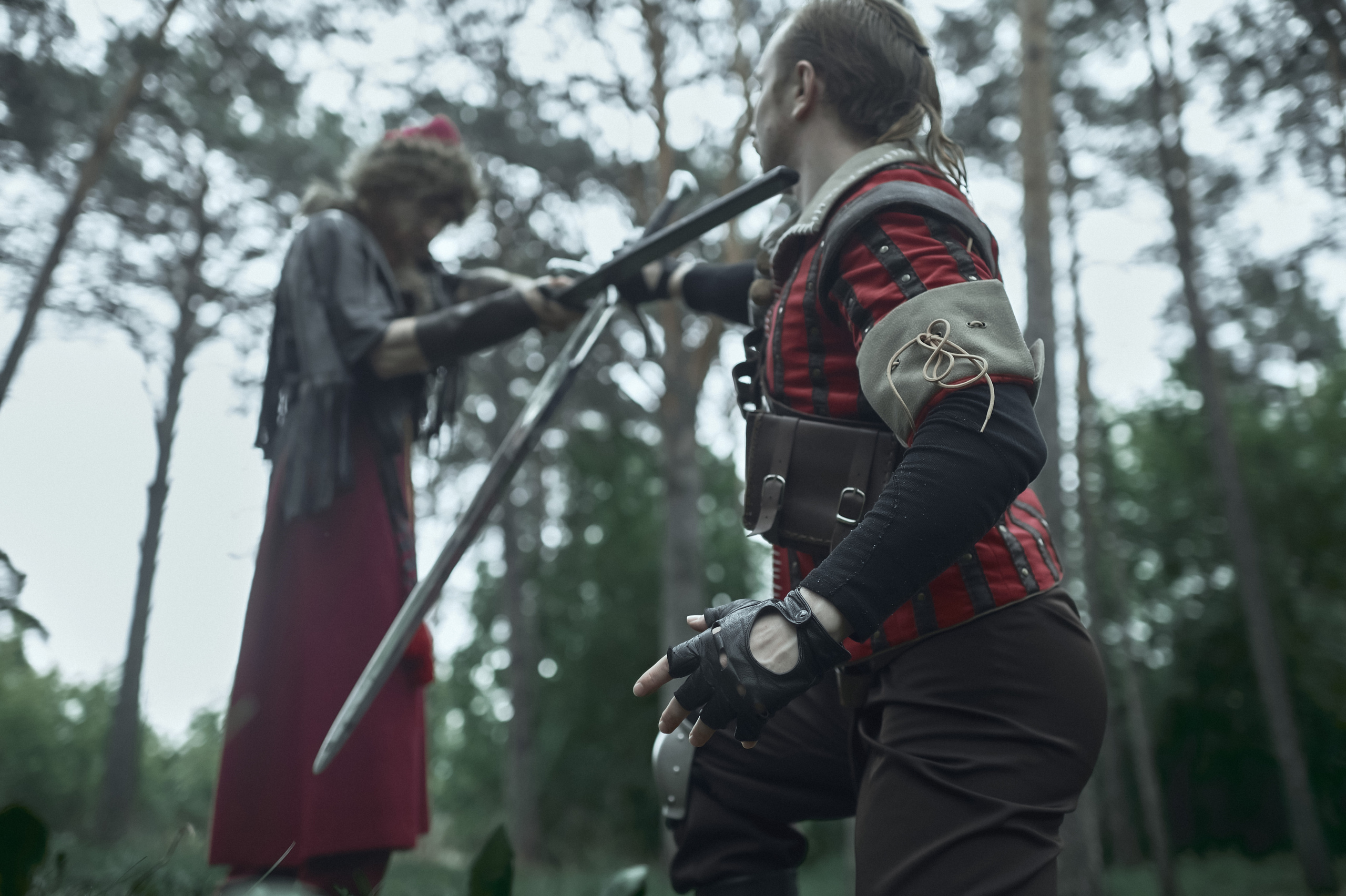 Каролина и Сергей — Предсвадебная съёмка в стиле «Ведьмак». Фотограф Яковлев Роман — Красноярск