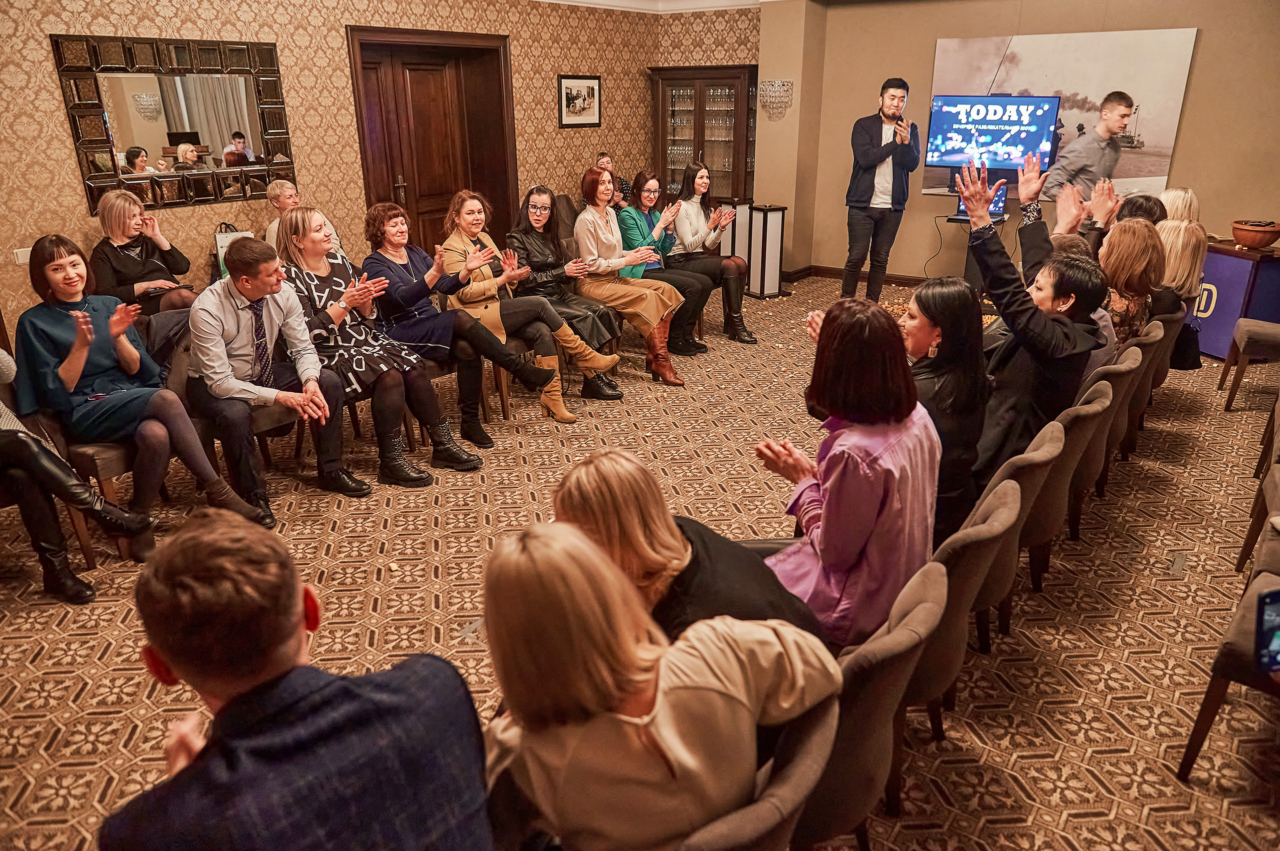 Портфолио репортажной фотосъёмки: "Сбербанк" Новый год. Фотограф Яковлев Роман — Красноярск