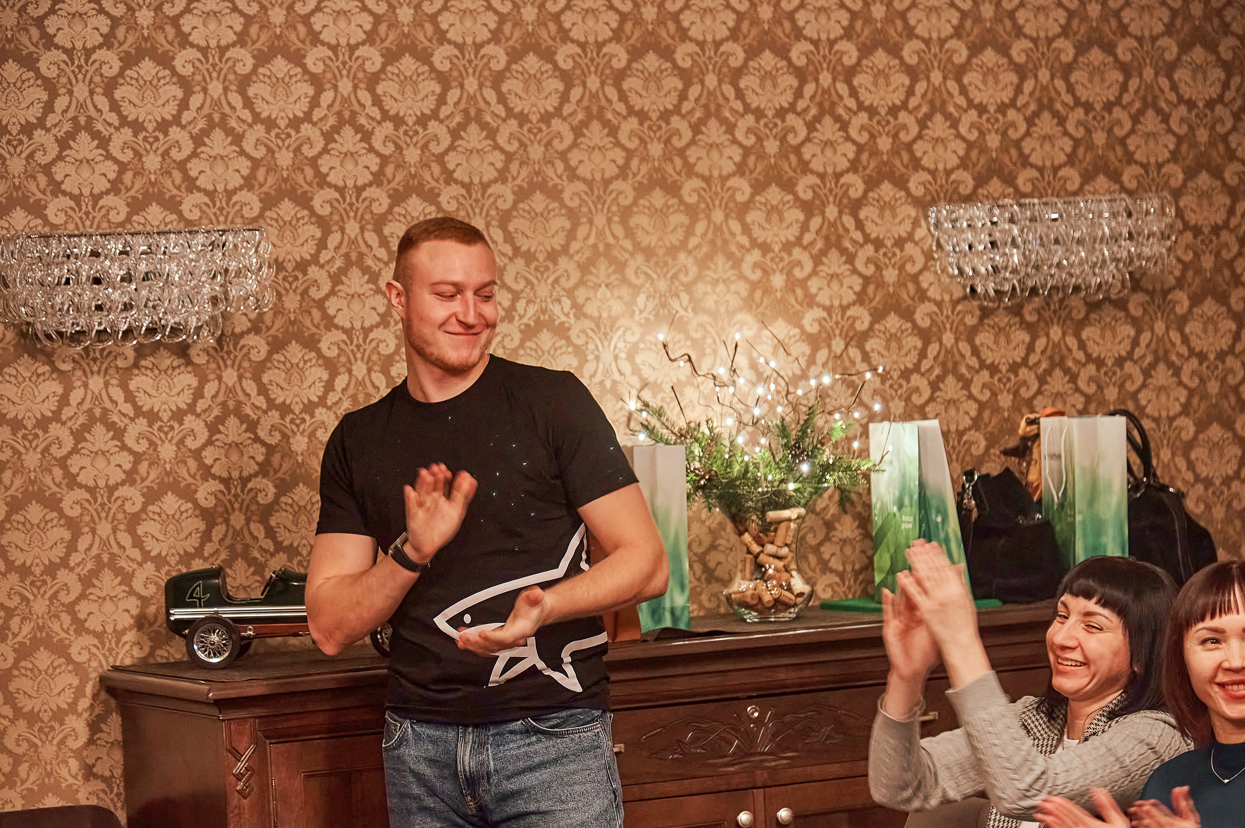 Портфолио репортажной фотосъёмки: "Сбербанк" Новый год. Фотограф Яковлев Роман — Красноярск