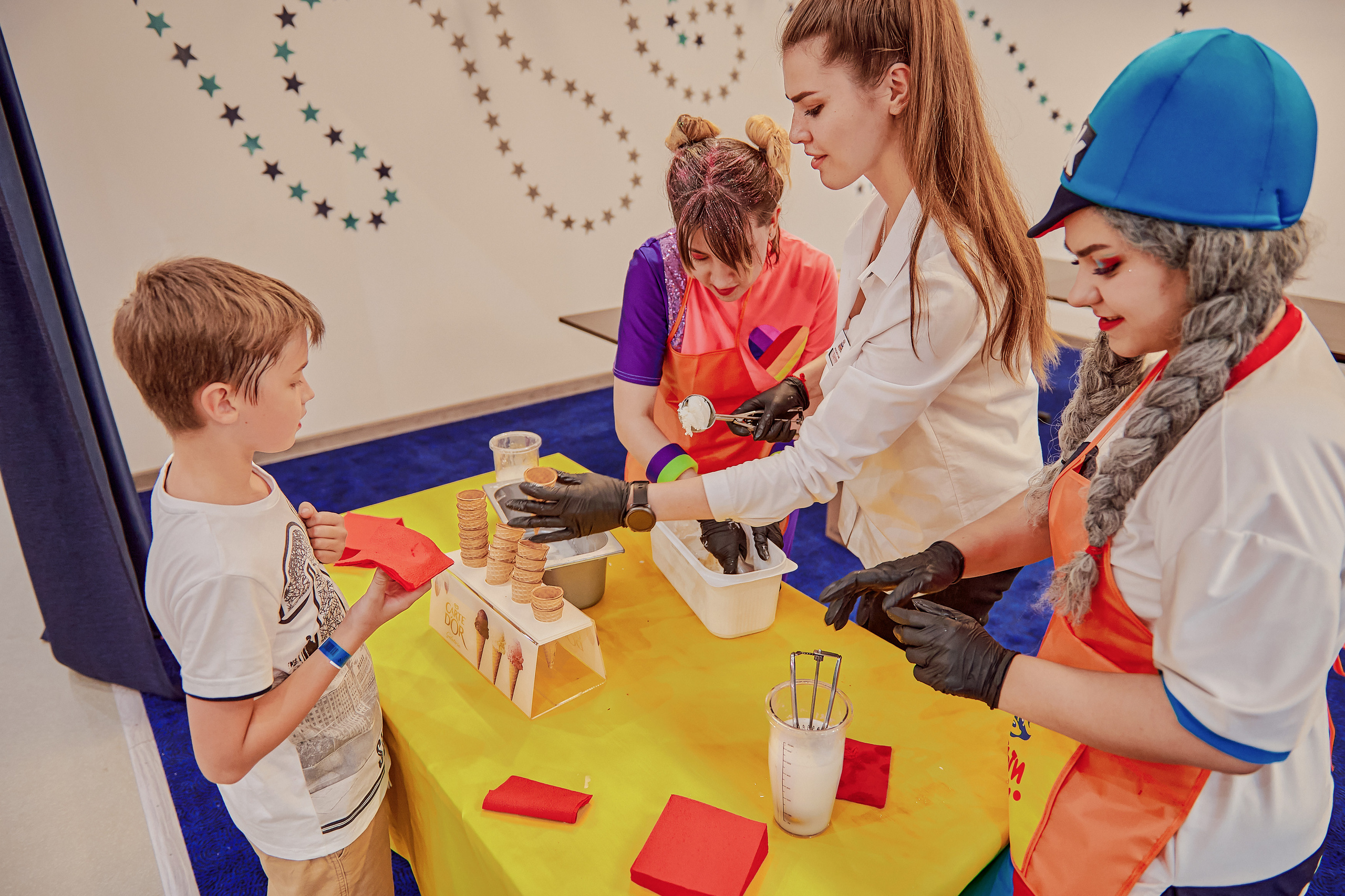 Портфолио репортажной фотосъёмки: Открытие "Vanana park". Фотограф Яковлев Роман — Красноярск