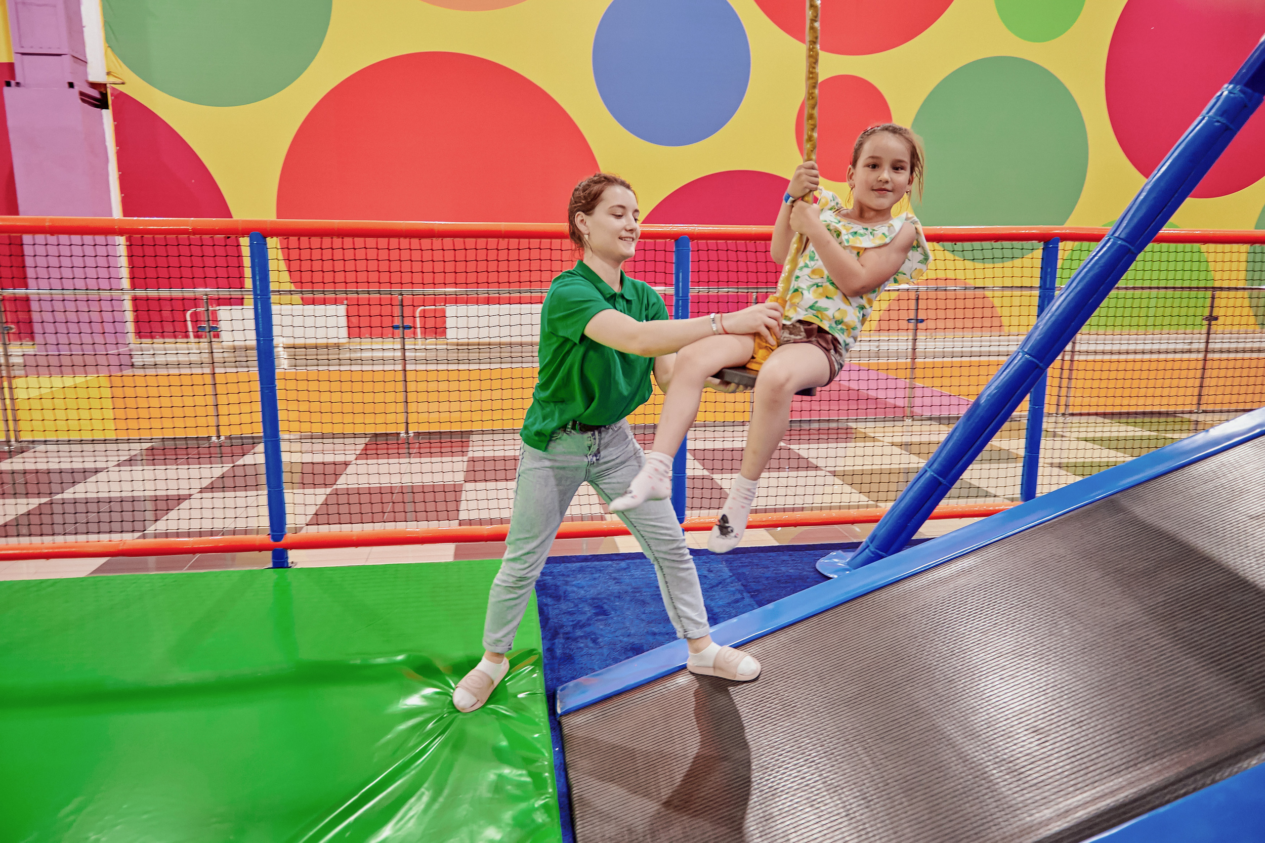 Портфолио репортажной фотосъёмки: Открытие "Vanana park". Фотограф Яковлев Роман — Красноярск