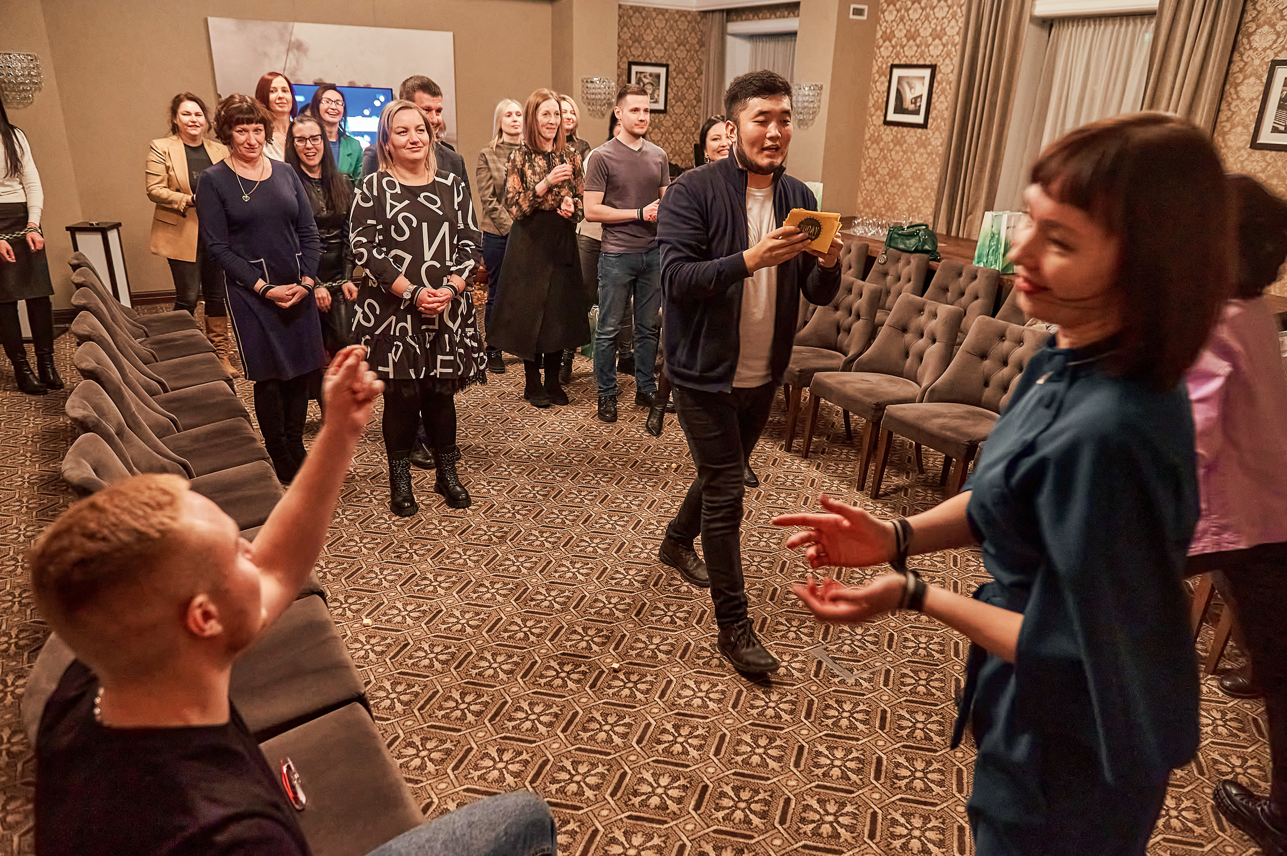 Портфолио репортажной фотосъёмки: "Сбербанк" Новый год. Фотограф Яковлев Роман — Красноярск