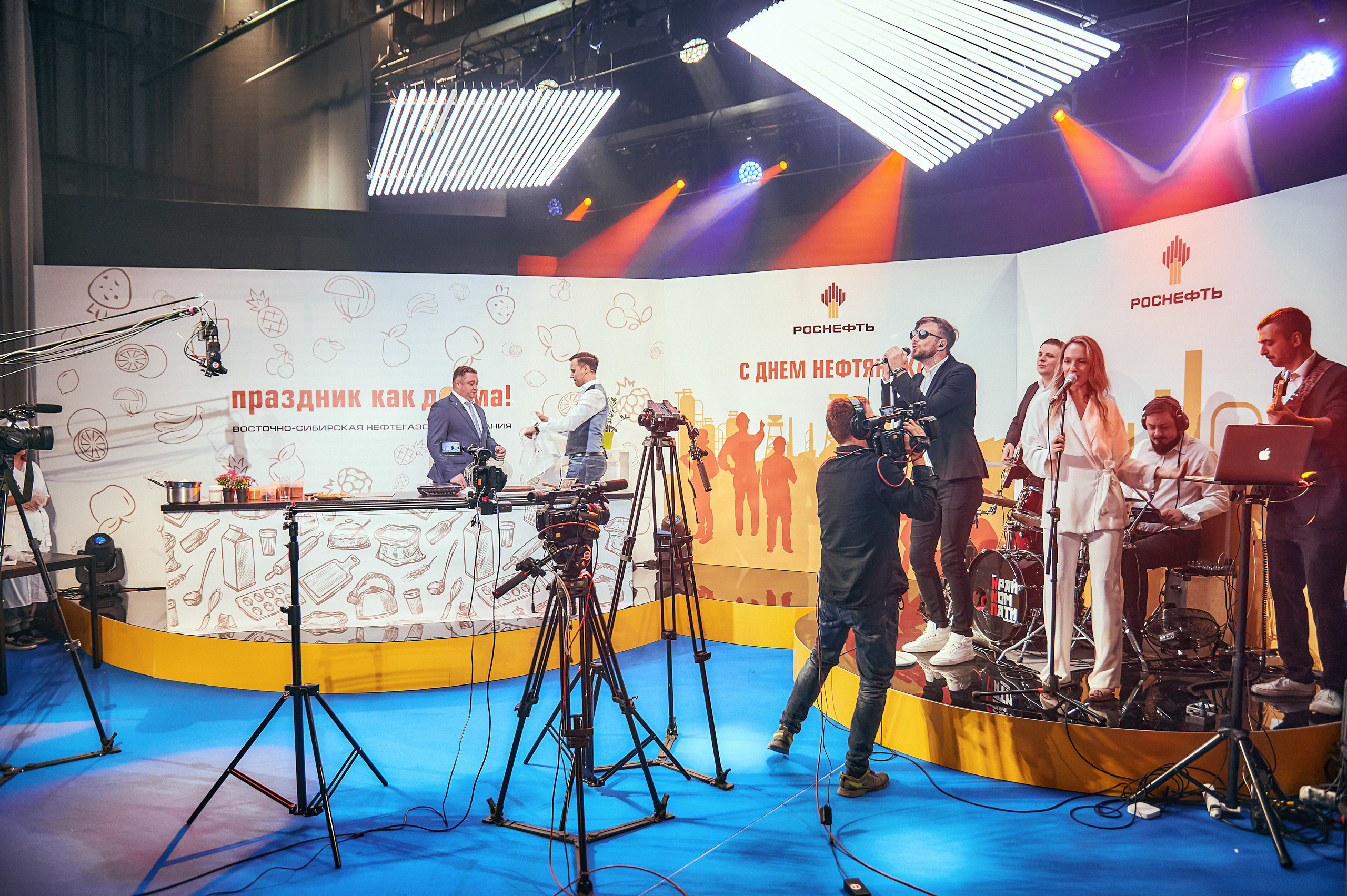 Портфолио репортажной фотосъёмки: "Роснефть" съёмка шоу для «День нефтяника». Фотограф Яковлев Роман — Красноярск