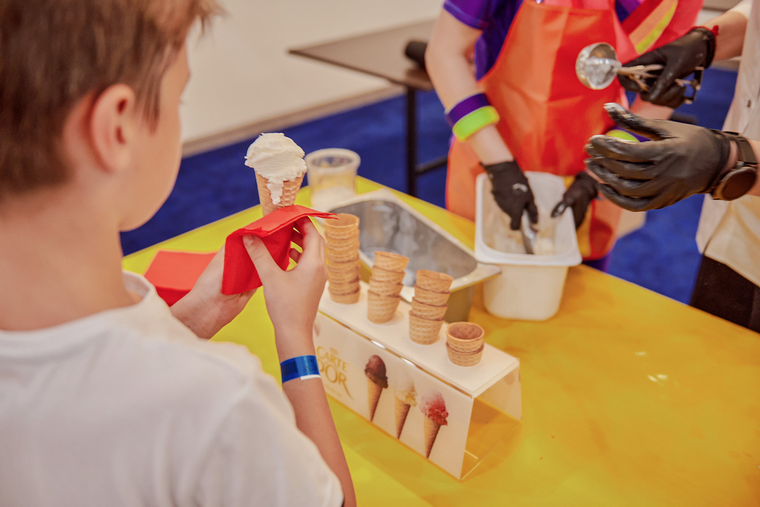 Портфолио репортажной фотосъёмки: Открытие "Vanana park". Фотограф Яковлев Роман — Красноярск