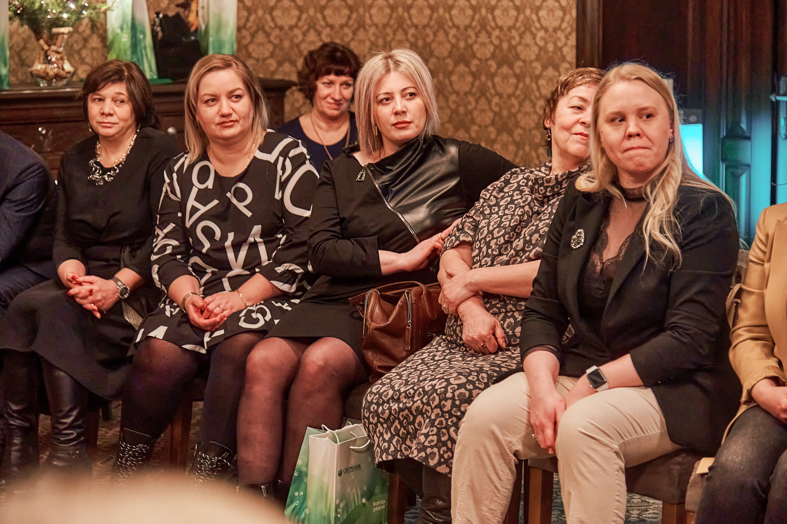 Портфолио репортажной фотосъёмки: "Сбербанк" Новый год. Фотограф Яковлев Роман — Красноярск