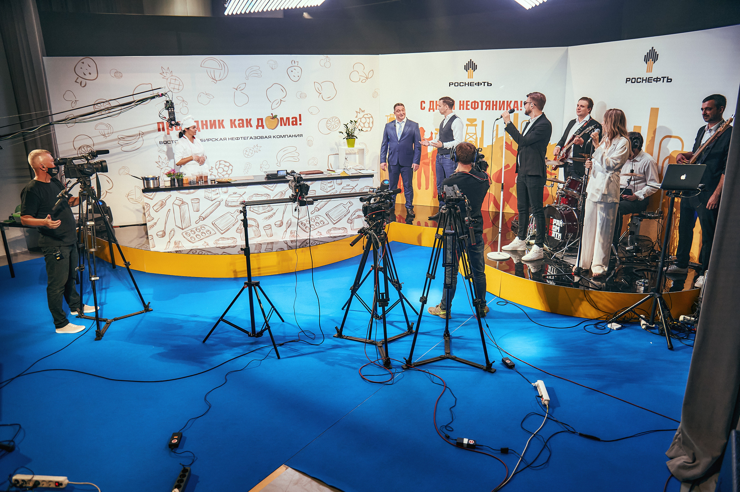 Портфолио репортажной фотосъёмки: "Роснефть" съёмка шоу для «День нефтяника». Фотограф Яковлев Роман — Красноярск