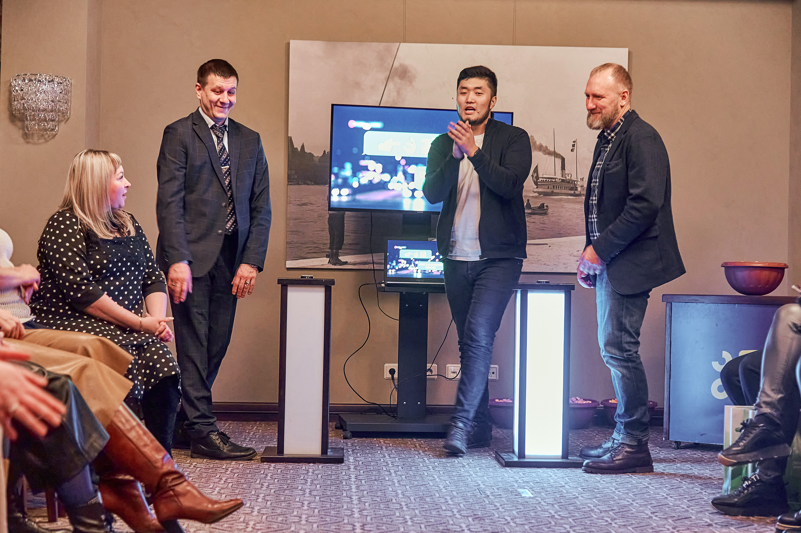 Портфолио репортажной фотосъёмки: "Сбербанк" Новый год. Фотограф Яковлев Роман — Красноярск