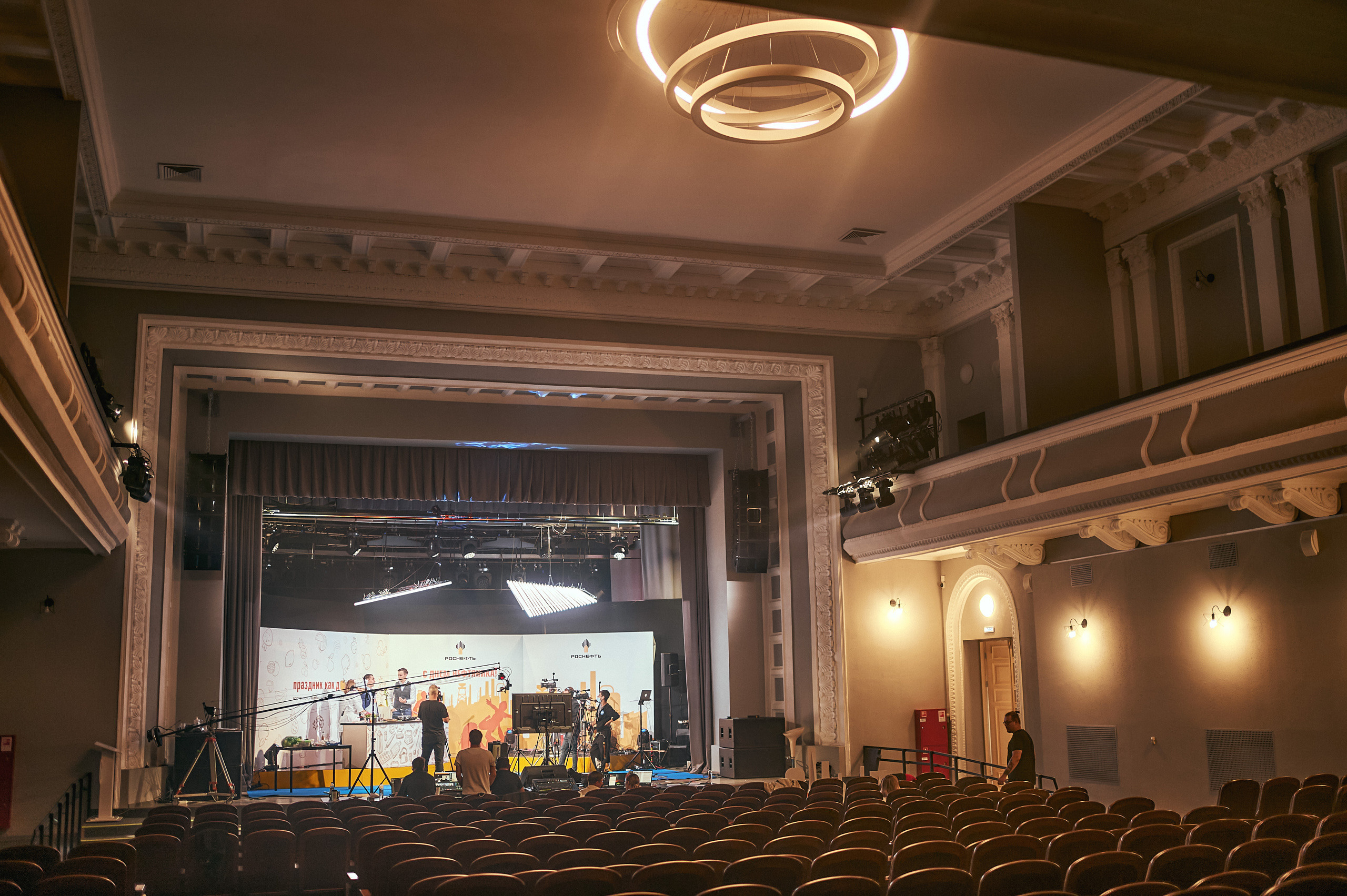 Портфолио репортажной фотосъёмки: "Роснефть" съёмка шоу для «День нефтяника». Фотограф Яковлев Роман — Красноярск