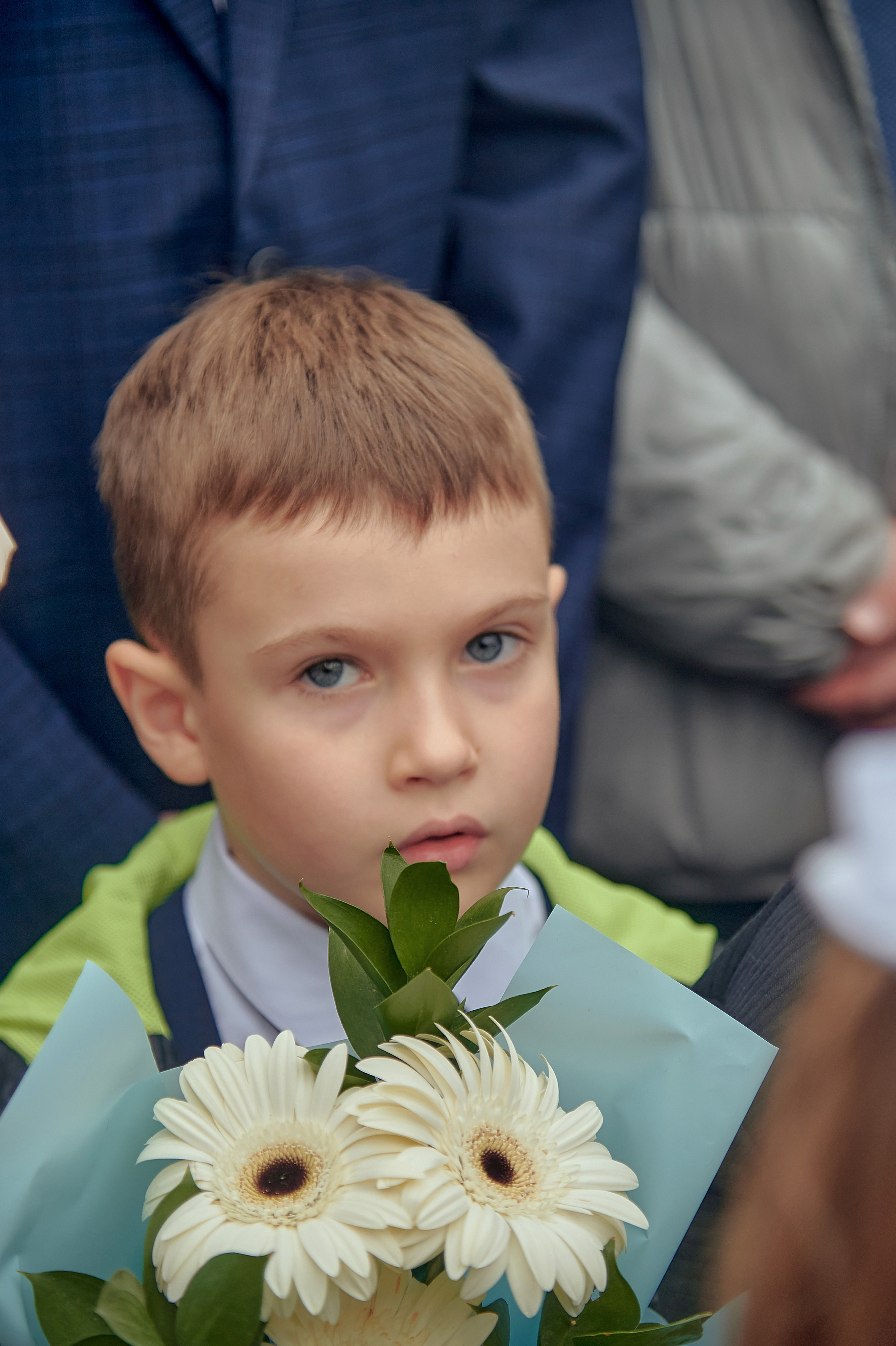 Портфолио репортажной фотосъёмки: 1 сентября в школе № 149. Фотограф Яковлев Роман — Красноярск