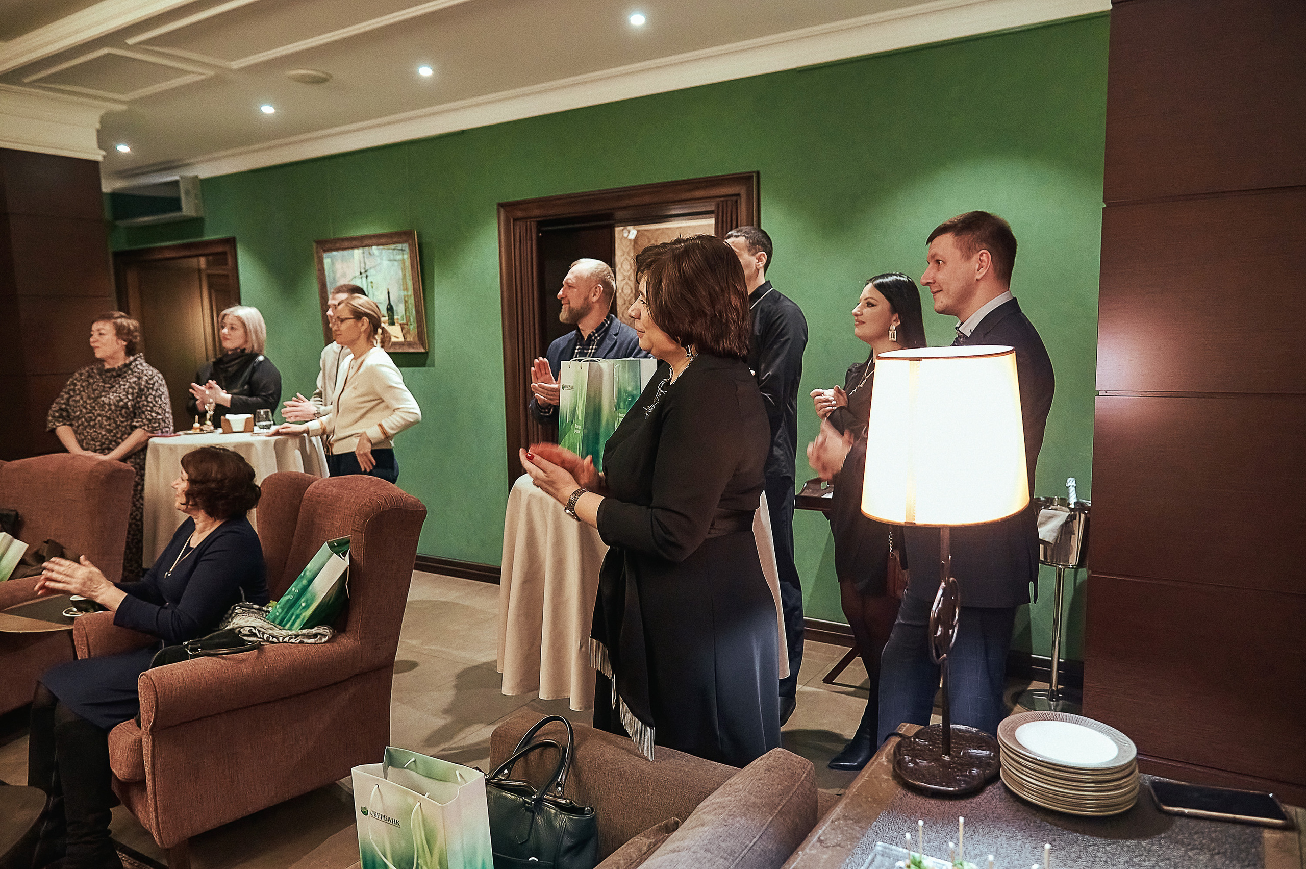 Портфолио репортажной фотосъёмки: "Сбербанк" Новый год. Фотограф Яковлев Роман — Красноярск