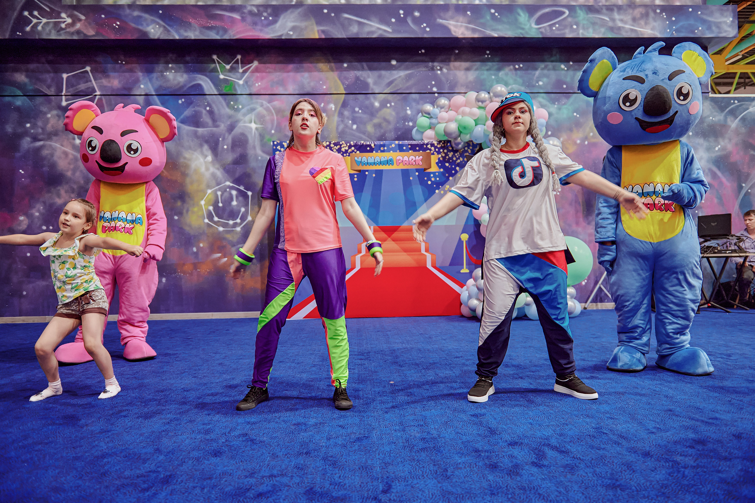 Портфолио репортажной фотосъёмки: Открытие "Vanana park". Фотограф Яковлев Роман — Красноярск