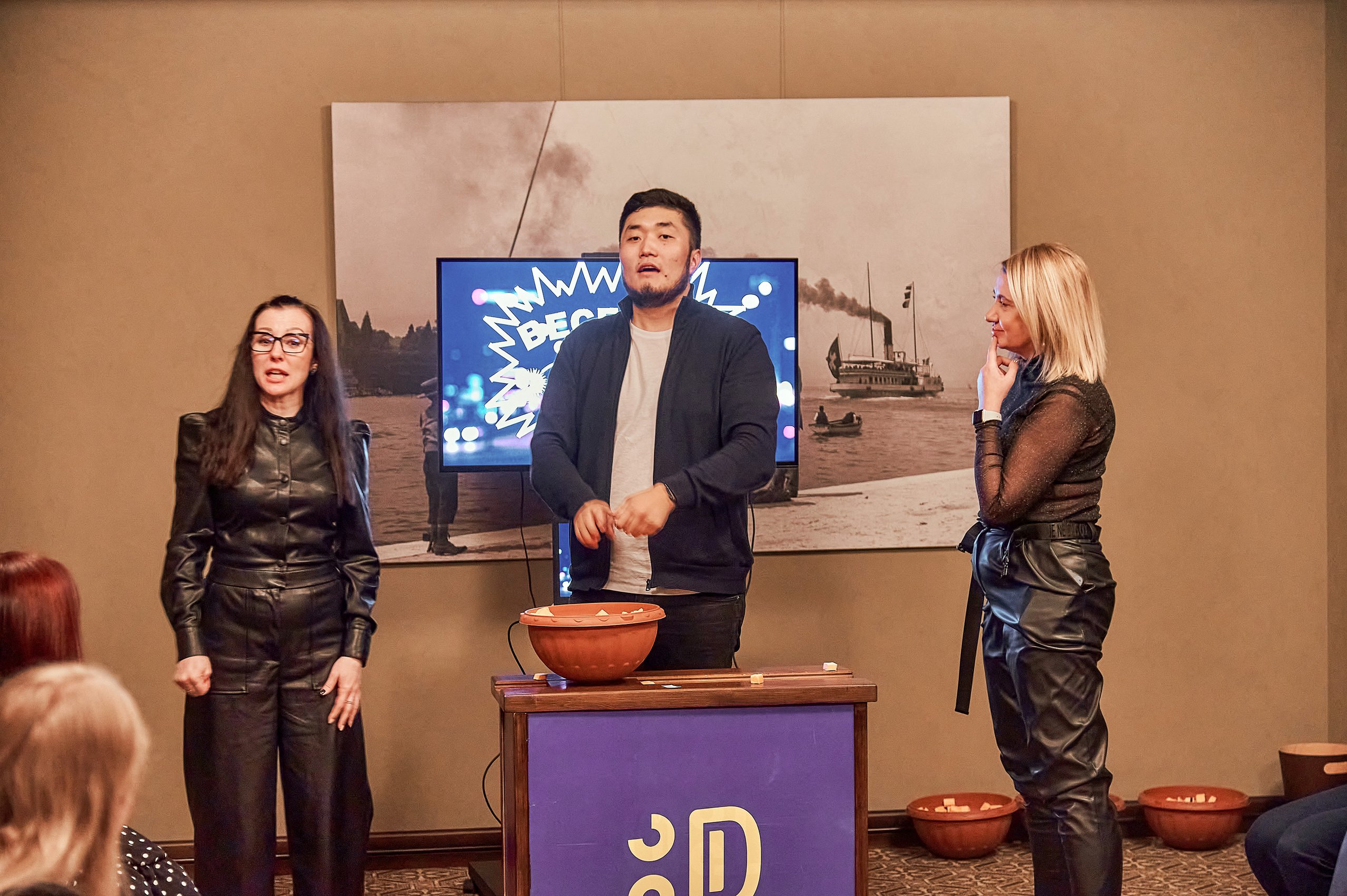 Портфолио репортажной фотосъёмки: "Сбербанк" Новый год. Фотограф Яковлев Роман — Красноярск