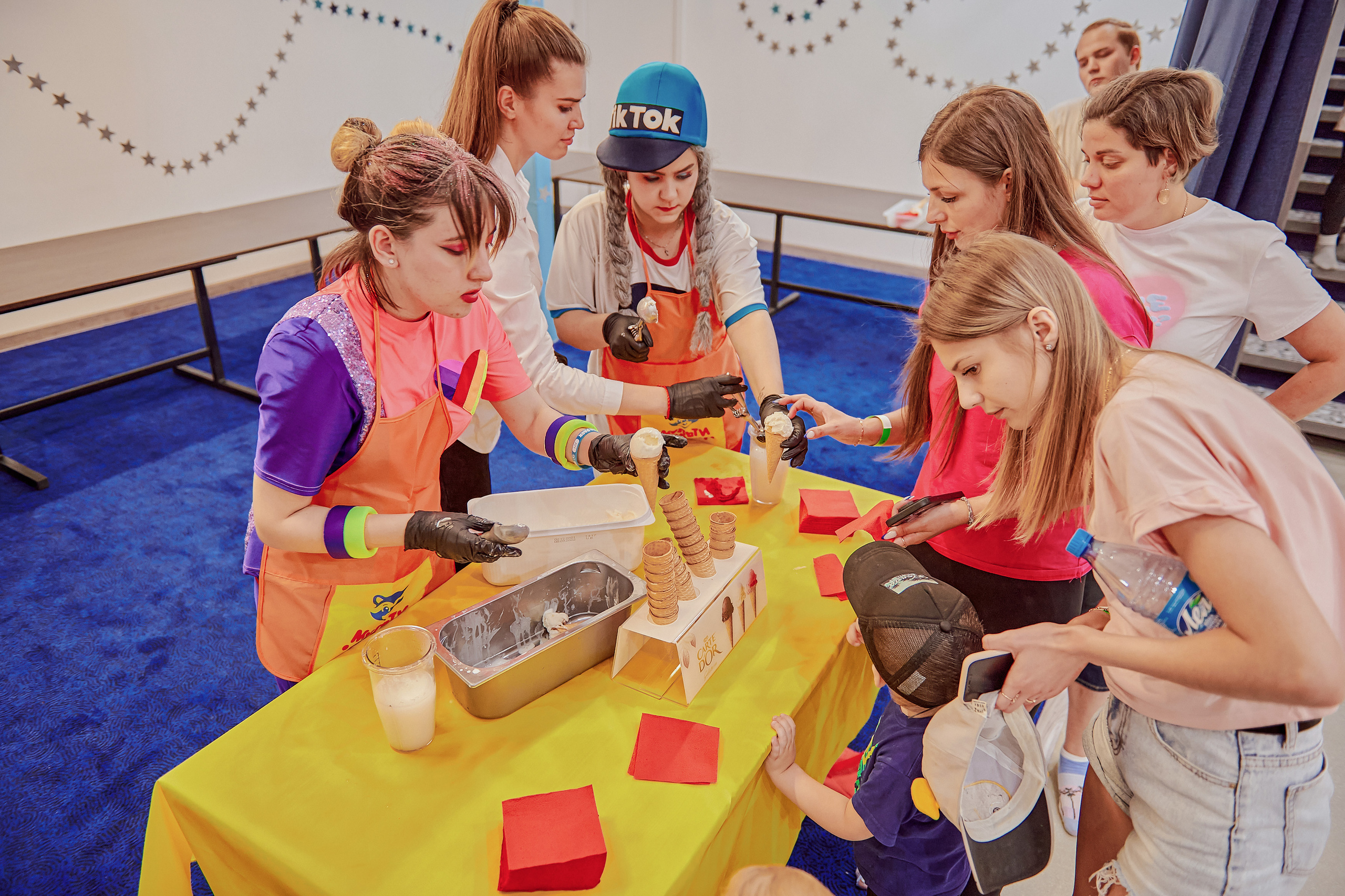 Портфолио репортажной фотосъёмки: Открытие "Vanana park". Фотограф Яковлев Роман — Красноярск