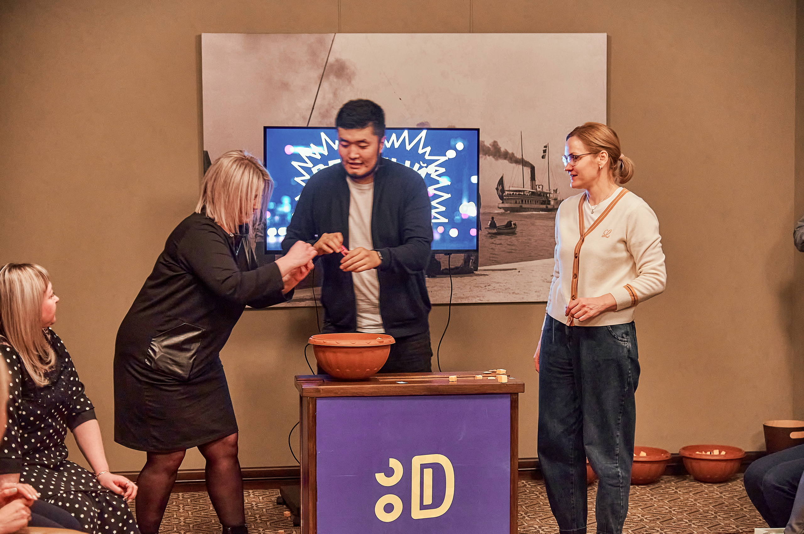 Портфолио репортажной фотосъёмки: "Сбербанк" Новый год. Фотограф Яковлев Роман — Красноярск