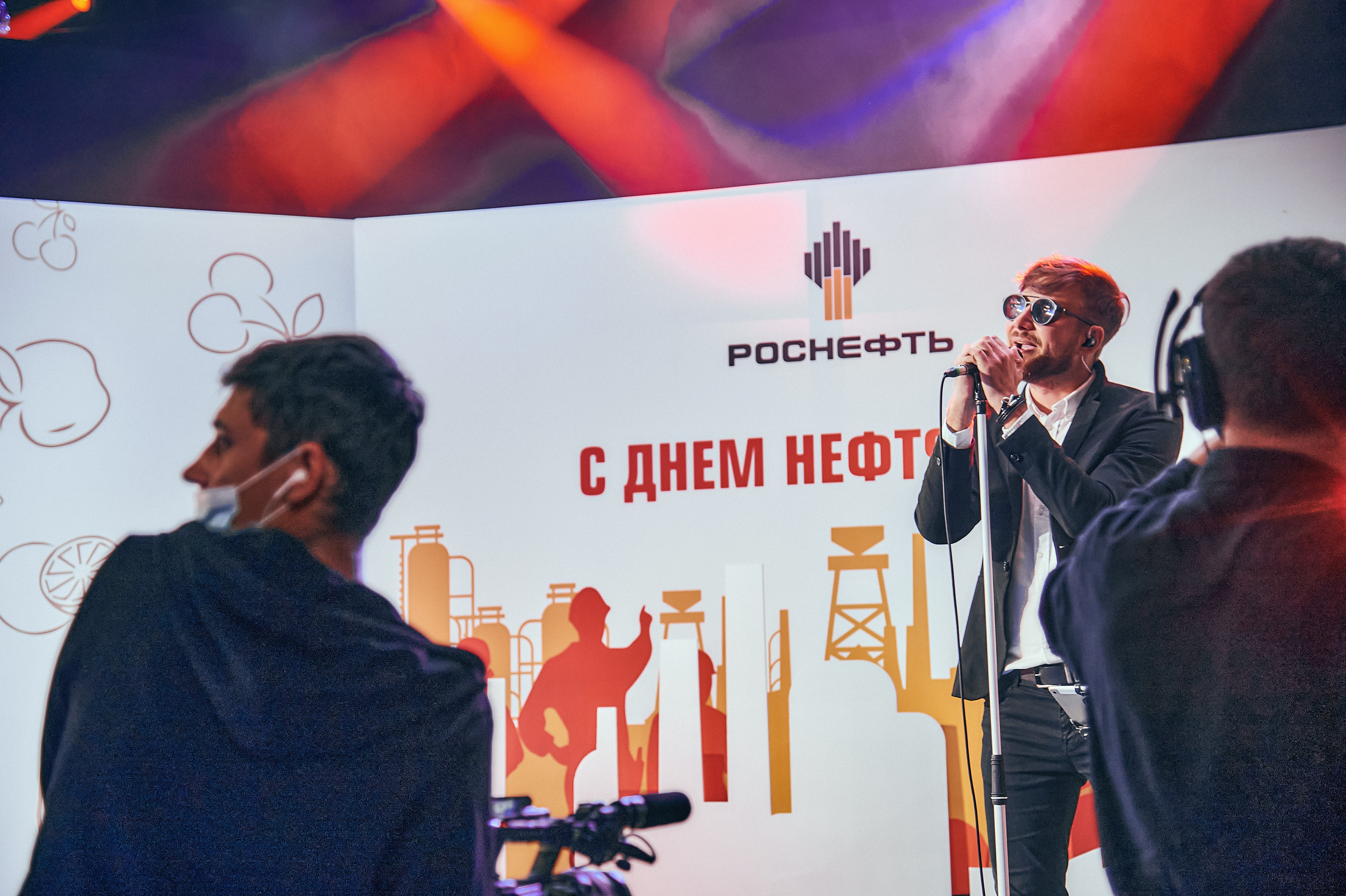 Портфолио репортажной фотосъёмки: "Роснефть" съёмка шоу для «День нефтяника». Фотограф Яковлев Роман — Красноярск