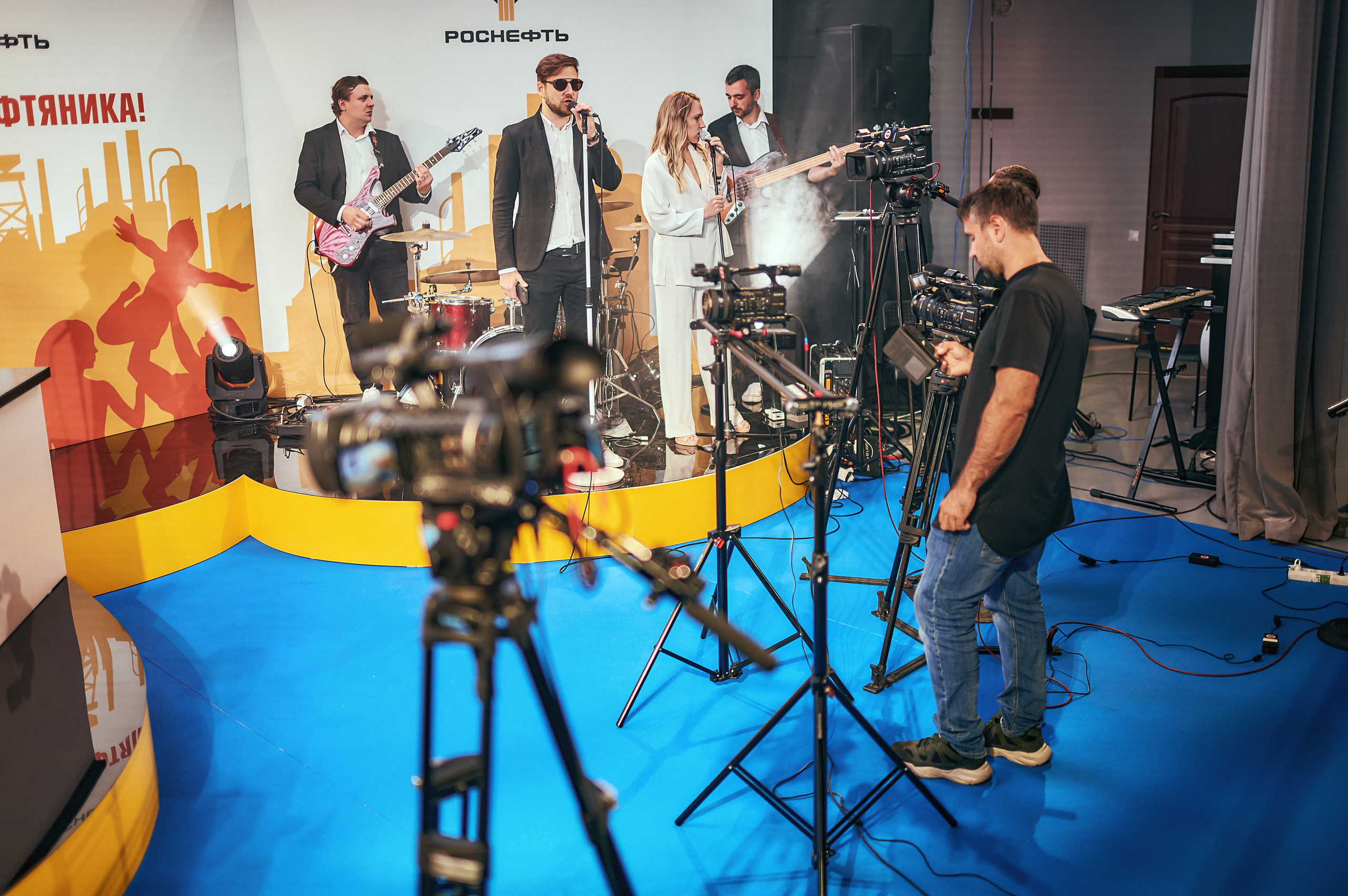 Портфолио репортажной фотосъёмки: "Роснефть" съёмка шоу для «День нефтяника». Фотограф Яковлев Роман — Красноярск