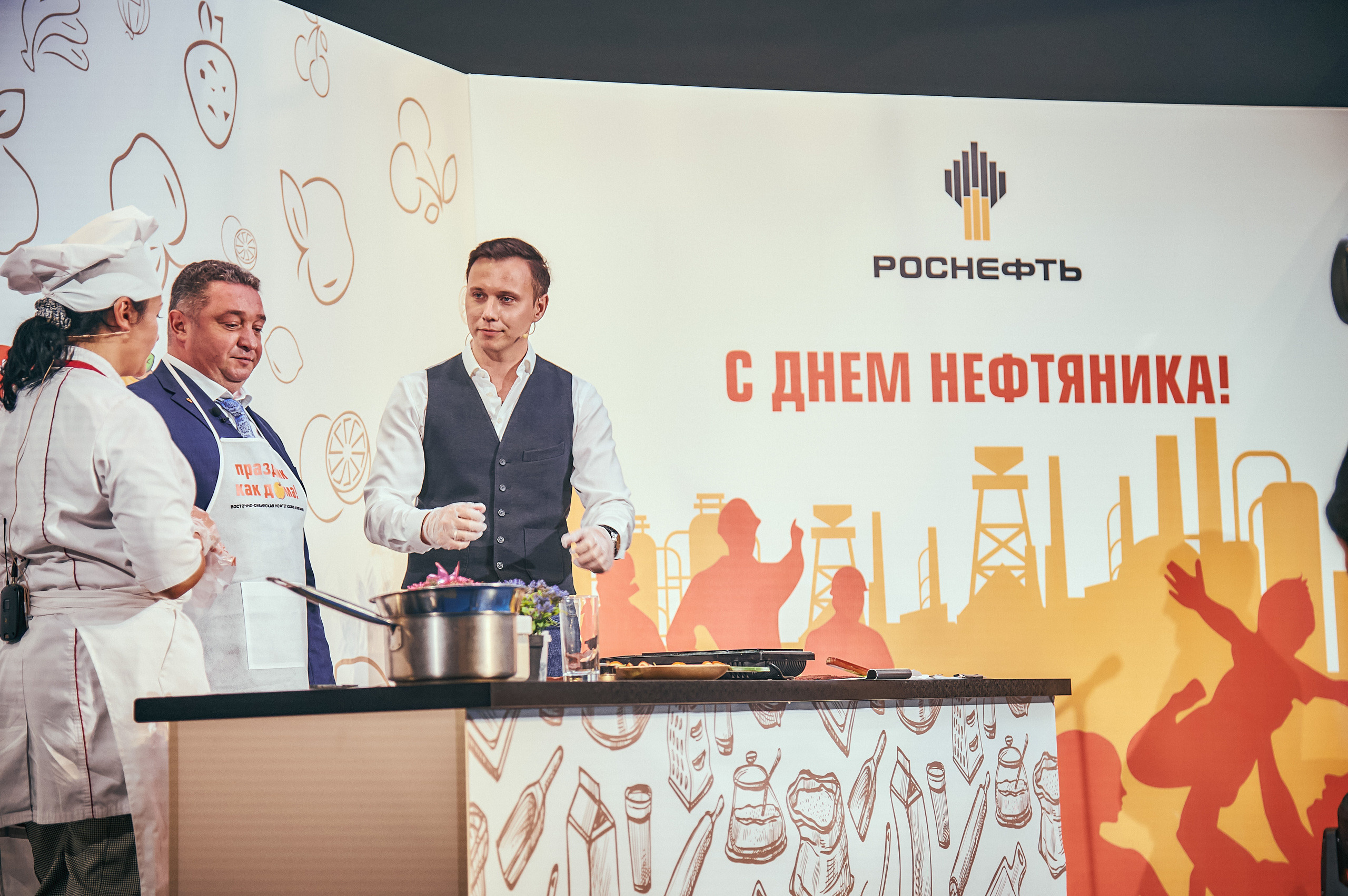 Портфолио репортажной фотосъёмки: "Роснефть" съёмка шоу для «День нефтяника». Фотограф Яковлев Роман — Красноярск