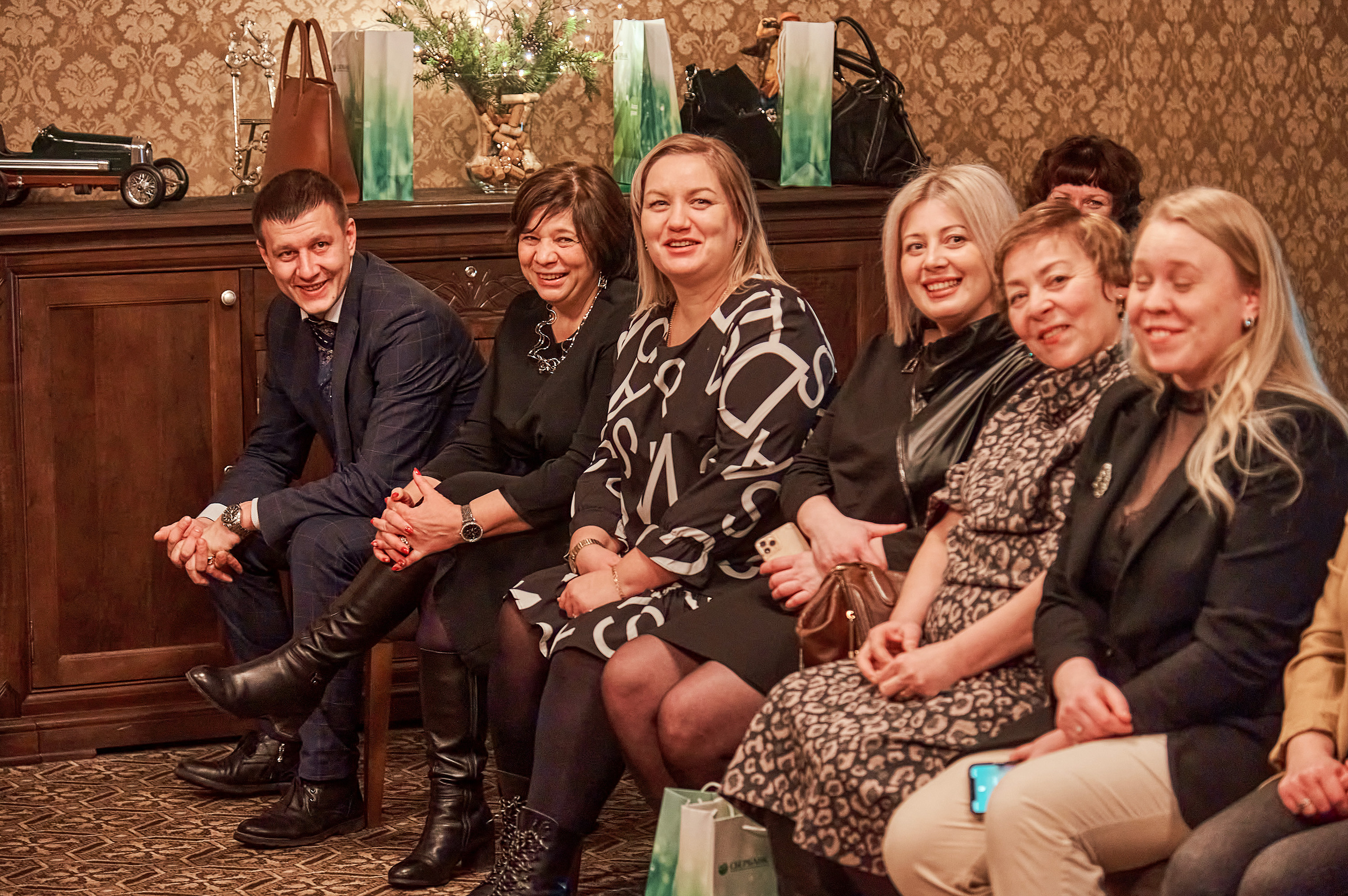 Портфолио репортажной фотосъёмки: "Сбербанк" Новый год. Фотограф Яковлев Роман — Красноярск