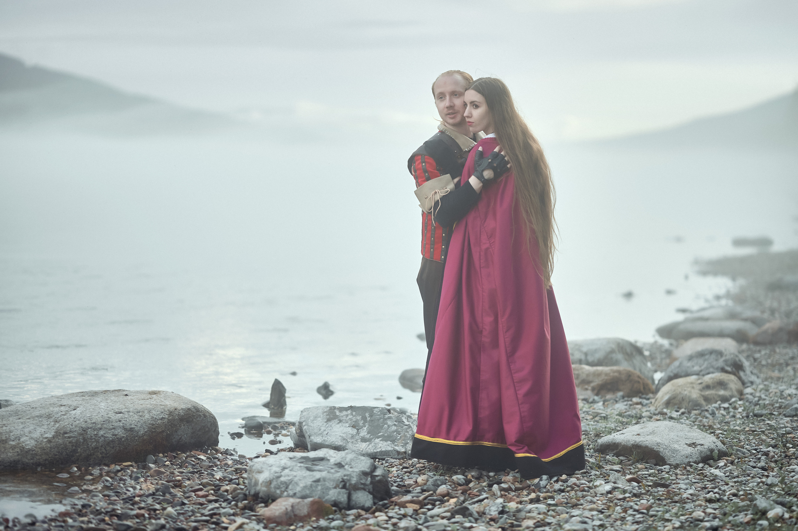 Каролина и Сергей — Предсвадебная съёмка в стиле «Ведьмак». Фотограф Яковлев Роман — Красноярск