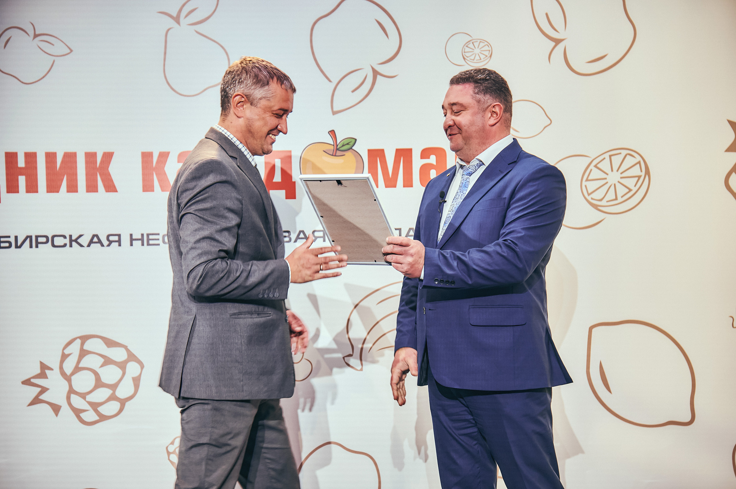 Портфолио репортажной фотосъёмки: "Роснефть" съёмка шоу для «День нефтяника». Фотограф Яковлев Роман — Красноярск