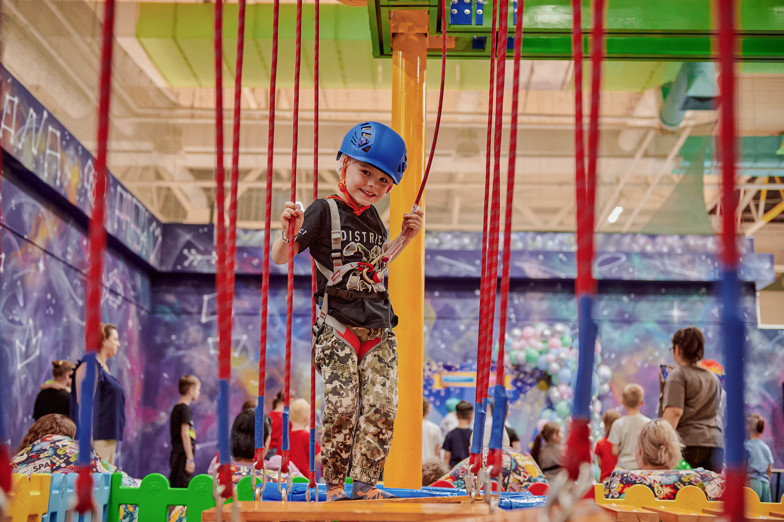 Портфолио репортажной фотосъёмки: Открытие "Vanana park". Фотограф Яковлев Роман — Красноярск