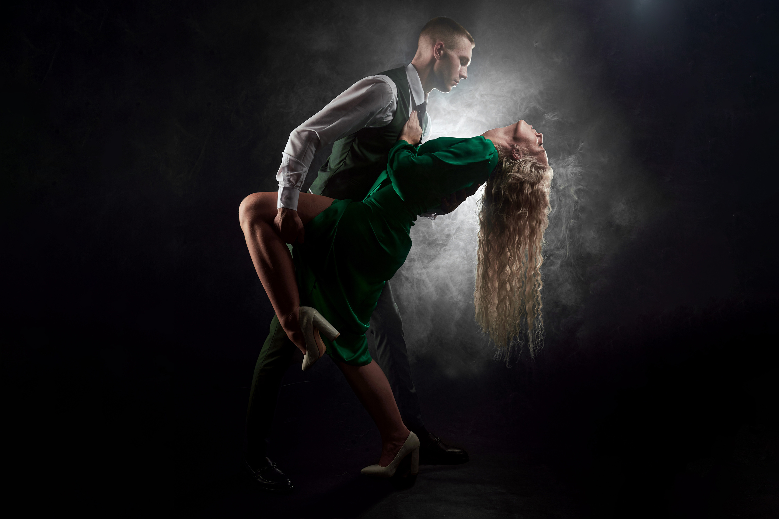 Каролина и Сергей  — Предсвадебная съёмка. Фотограф Яковлев Роман — Красноярск