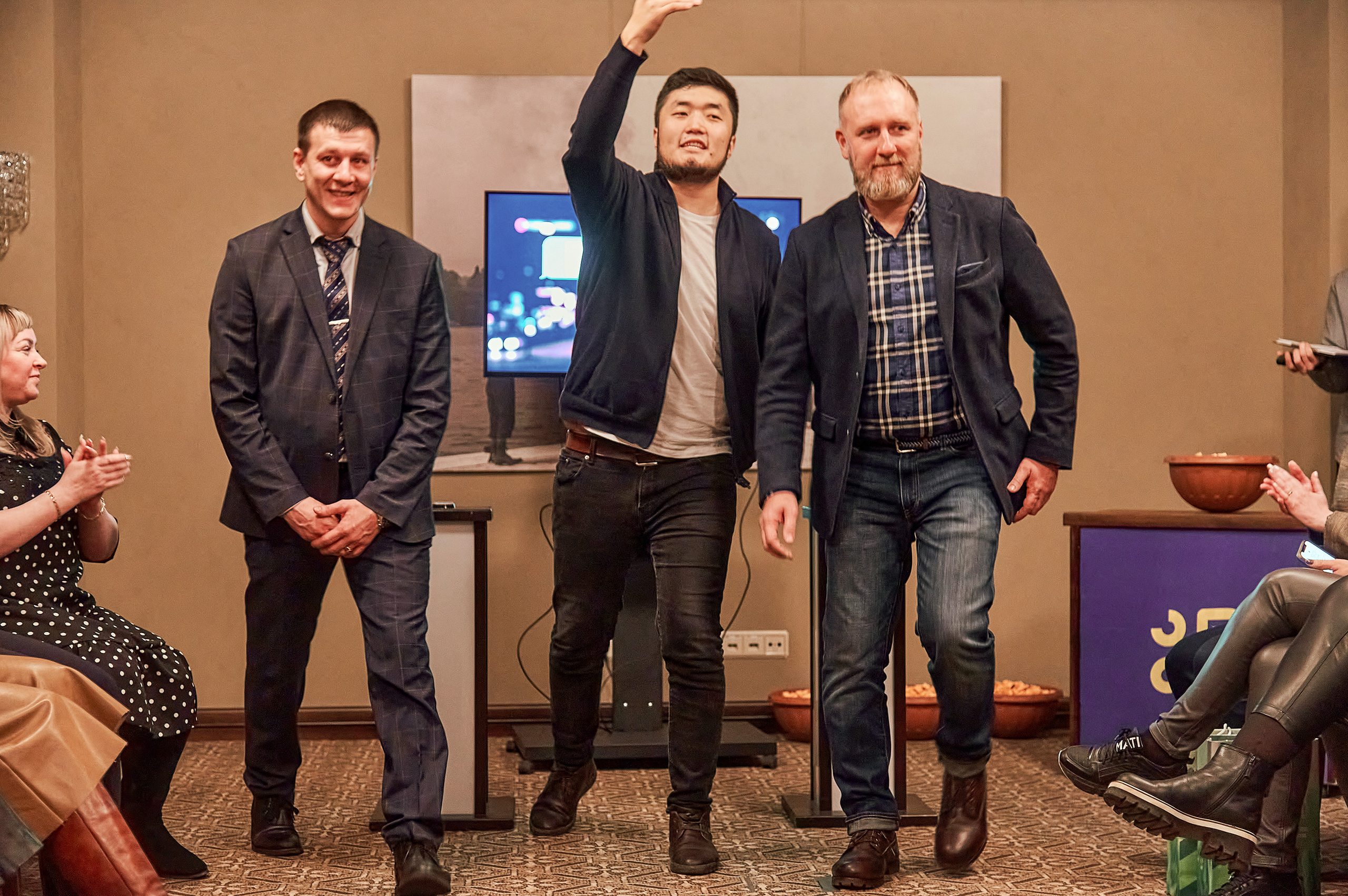 Портфолио репортажной фотосъёмки: "Сбербанк" Новый год. Фотограф Яковлев Роман — Красноярск