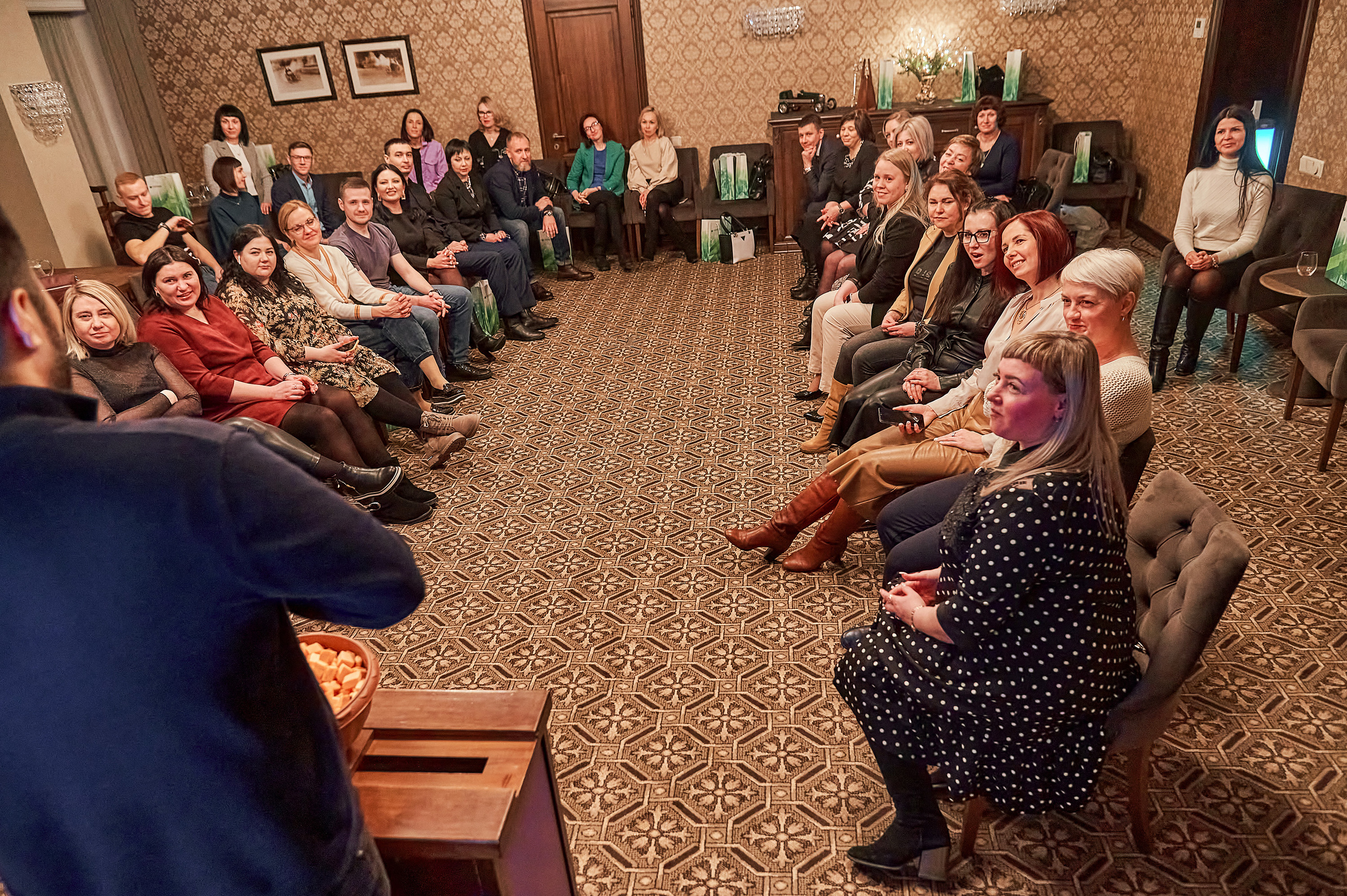 Портфолио репортажной фотосъёмки: "Сбербанк" Новый год. Фотограф Яковлев Роман — Красноярск