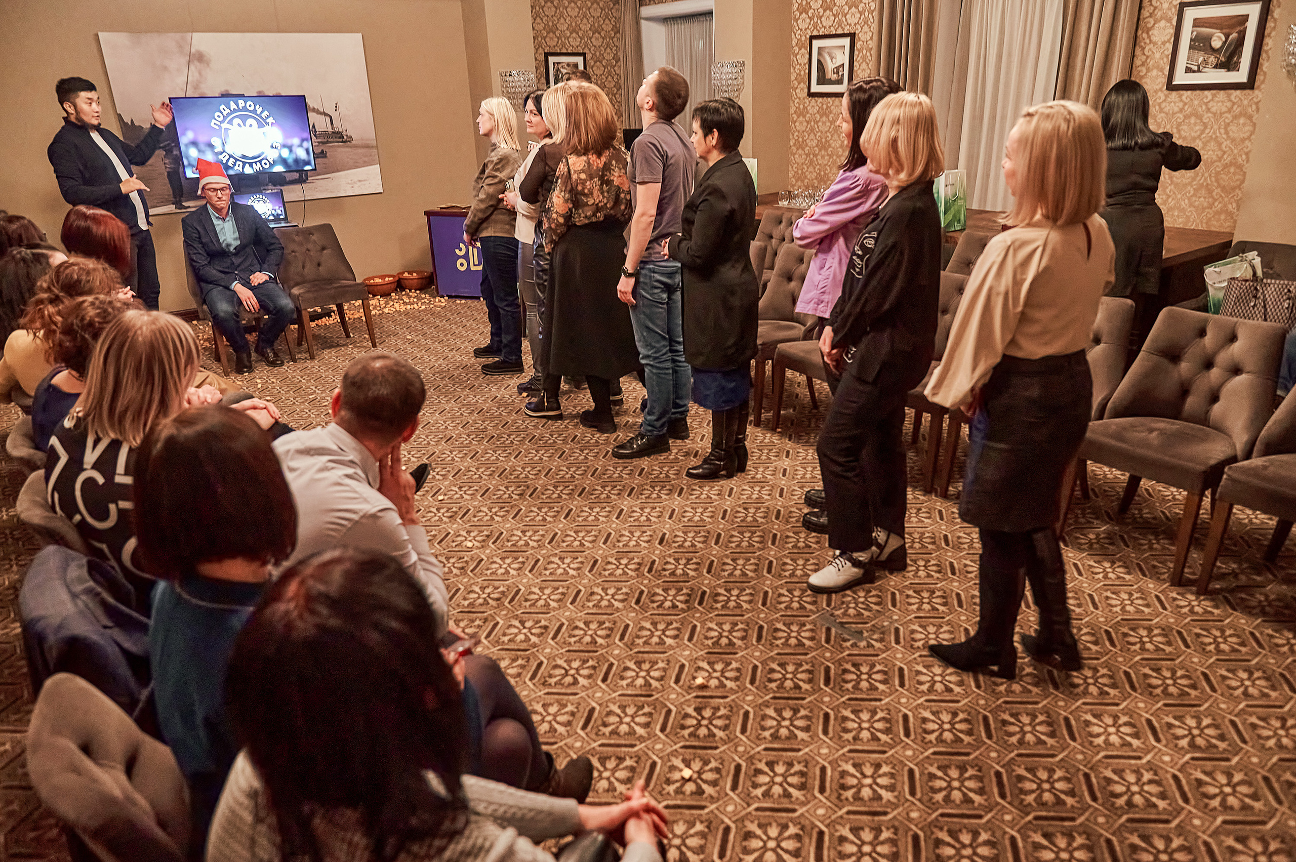 Портфолио репортажной фотосъёмки: "Сбербанк" Новый год. Фотограф Яковлев Роман — Красноярск