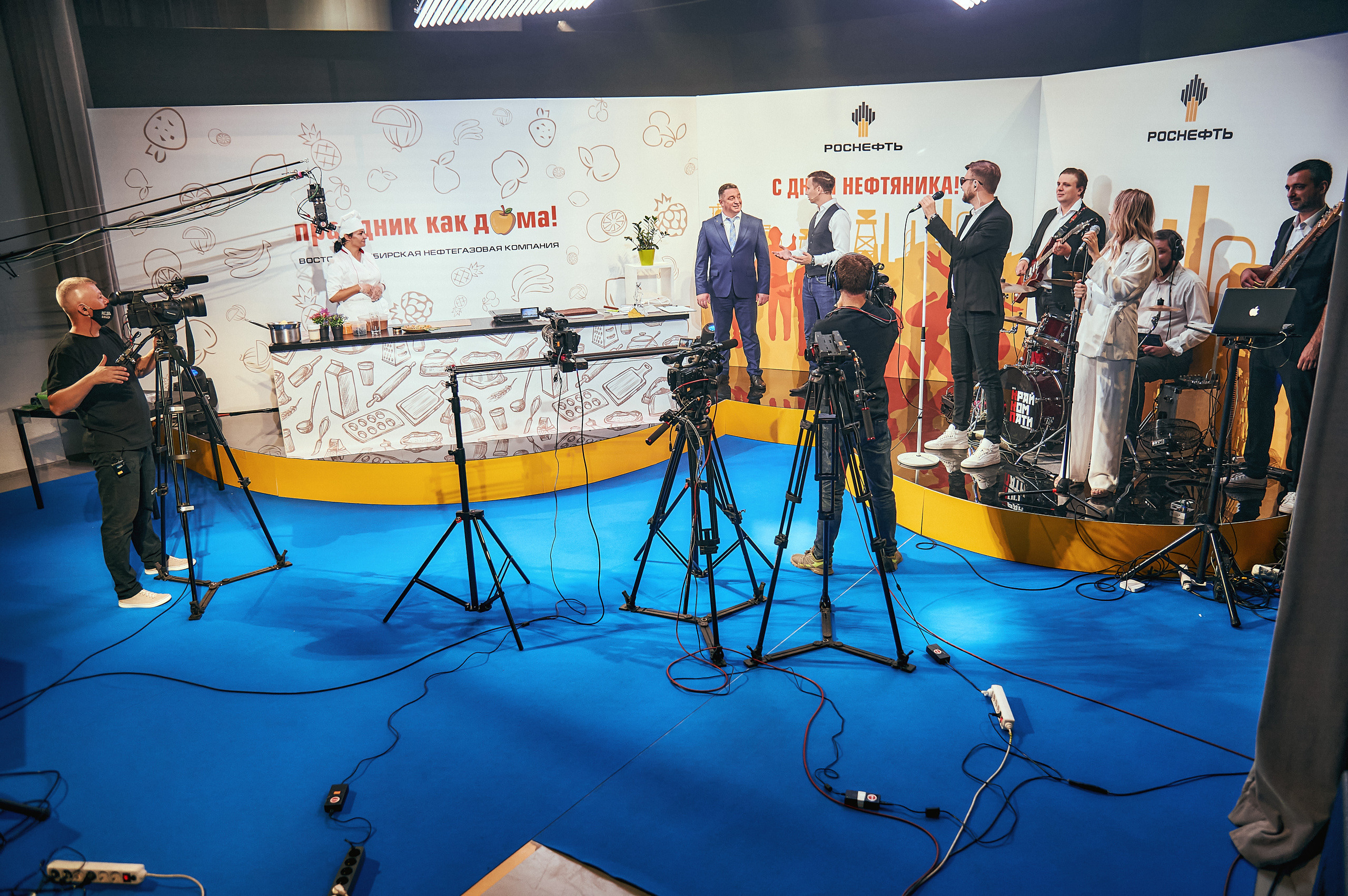 Портфолио репортажной фотосъёмки: "Роснефть" съёмка шоу для «День нефтяника». Фотограф Яковлев Роман — Красноярск