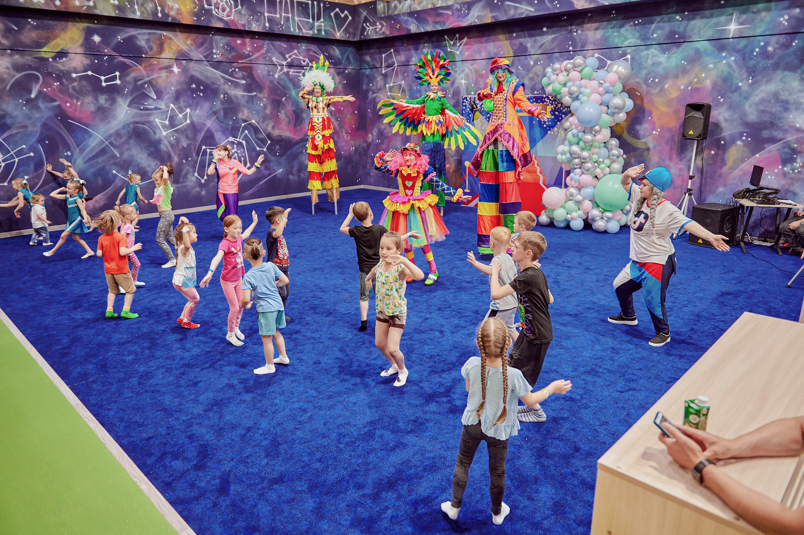 Портфолио репортажной фотосъёмки: Открытие "Vanana park". Фотограф Яковлев Роман — Красноярск