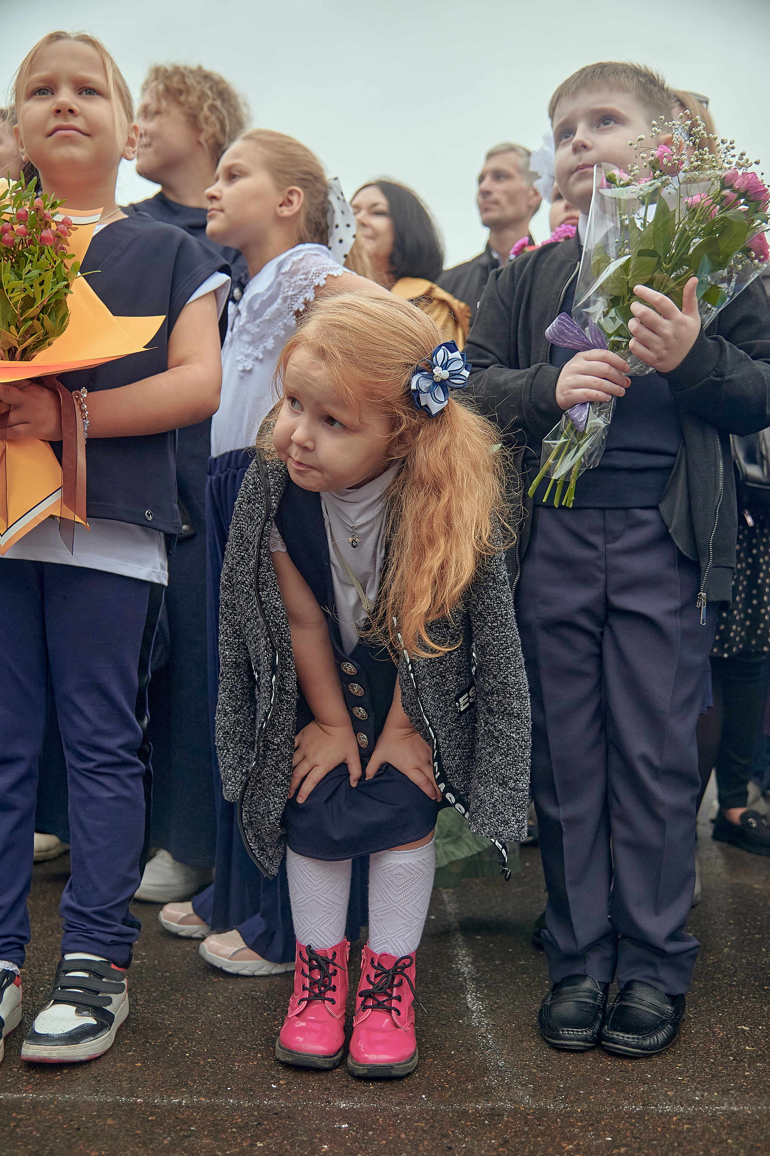 Портфолио репортажной фотосъёмки: 1 сентября в школе № 149. Фотограф Яковлев Роман — Красноярск