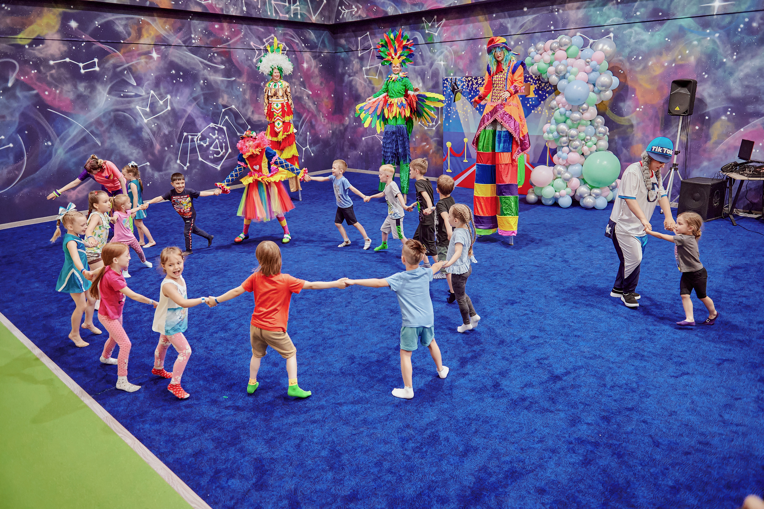 Портфолио репортажной фотосъёмки: Открытие "Vanana park". Фотограф Яковлев Роман — Красноярск