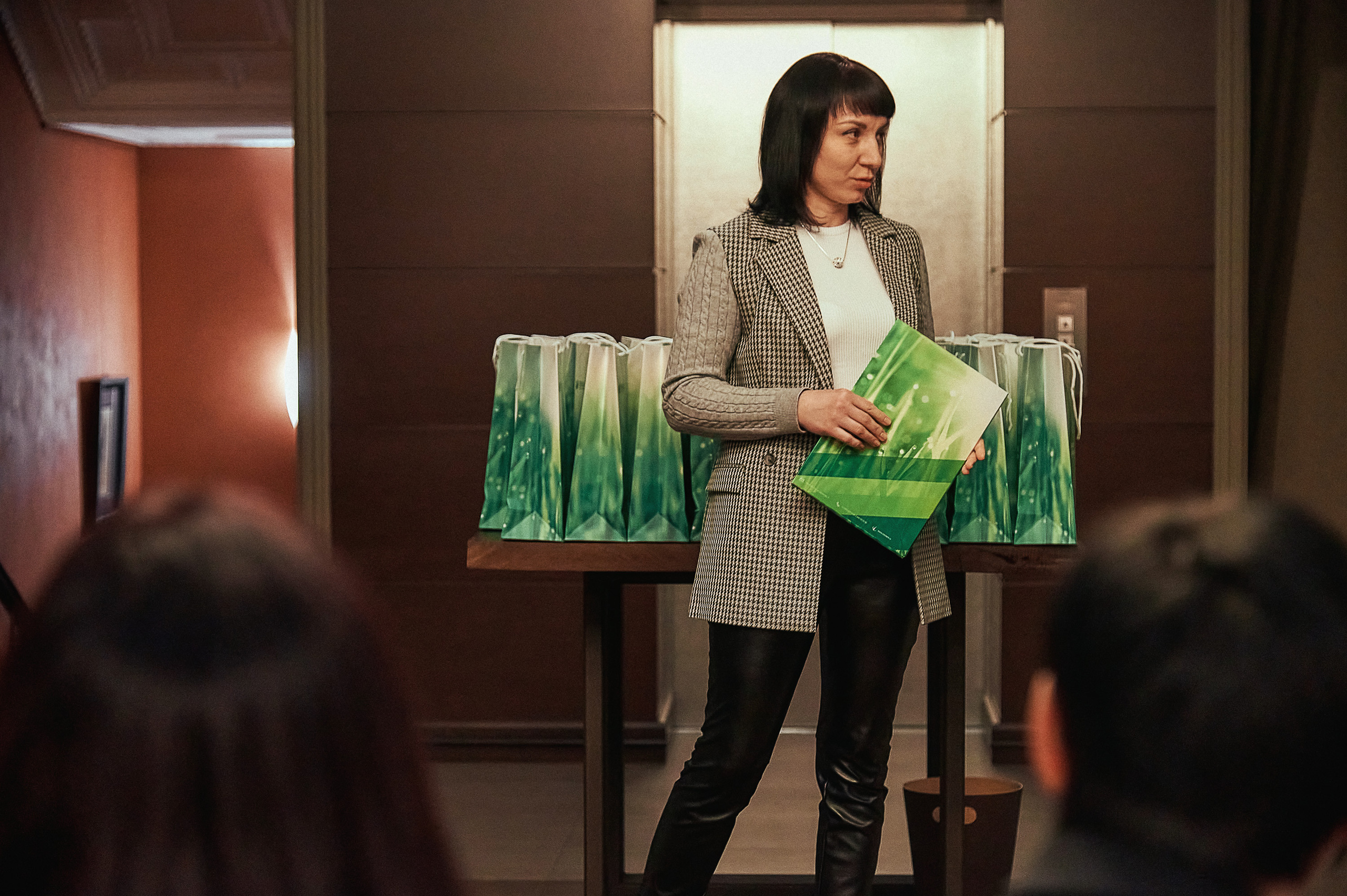 Портфолио репортажной фотосъёмки: "Сбербанк" Новый год. Фотограф Яковлев Роман — Красноярск