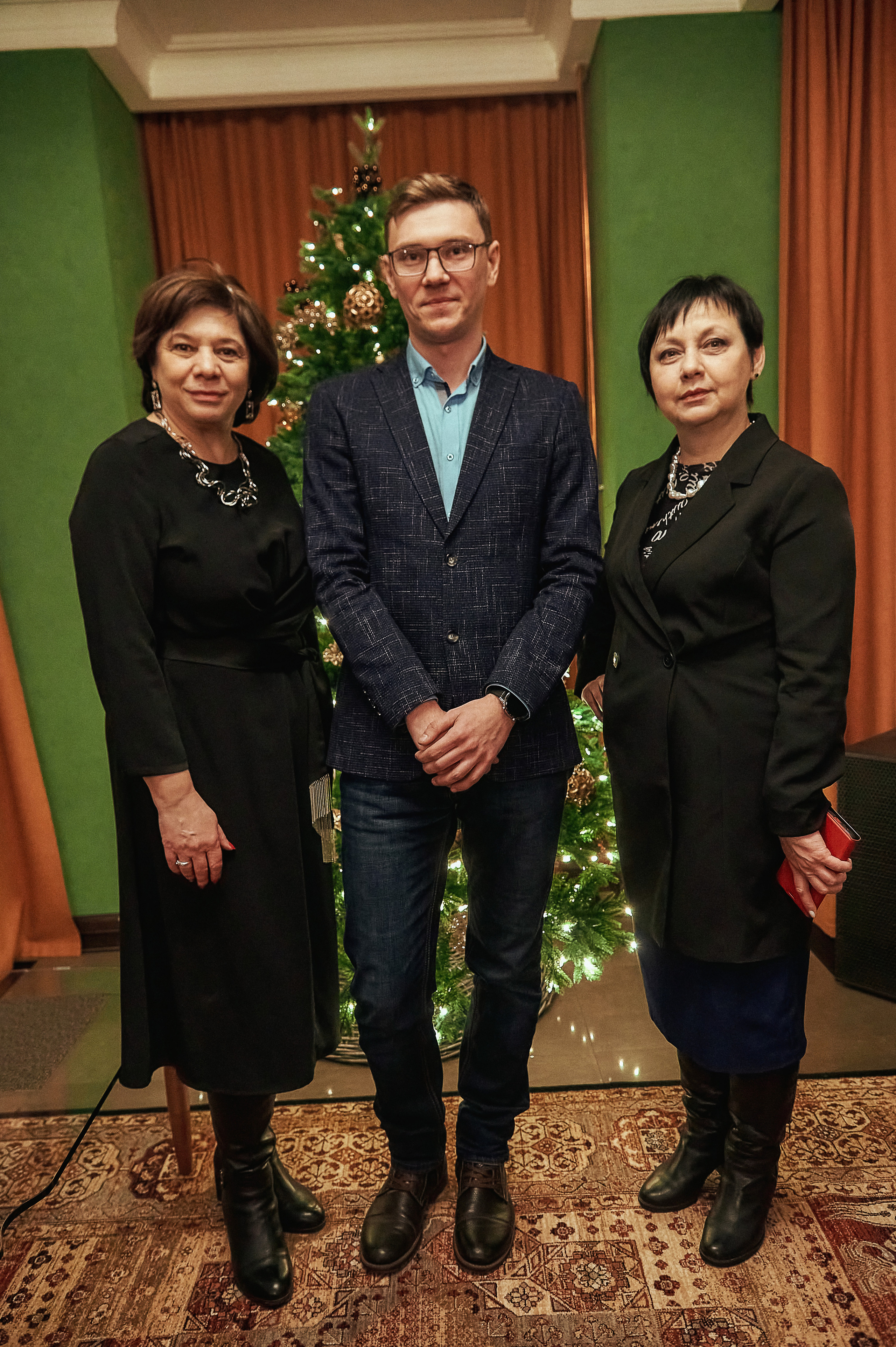 Портфолио репортажной фотосъёмки: "Сбербанк" Новый год. Фотограф Яковлев Роман — Красноярск