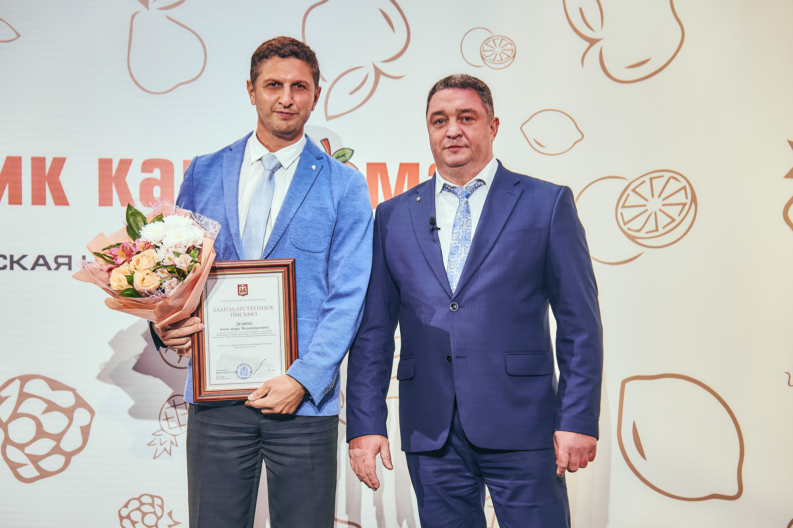 Портфолио репортажной фотосъёмки: "Роснефть" съёмка шоу для «День нефтяника». Фотограф Яковлев Роман — Красноярск