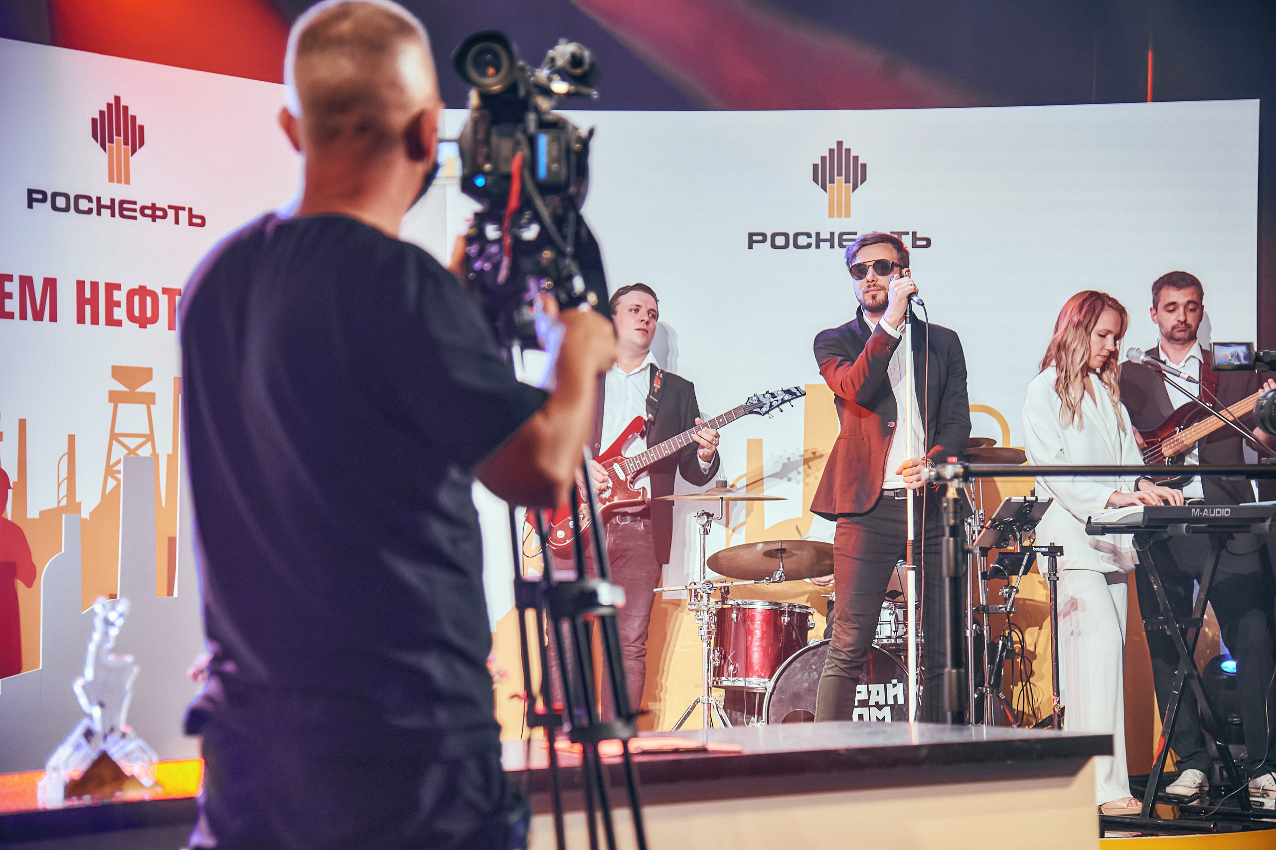Портфолио репортажной фотосъёмки: "Роснефть" съёмка шоу для «День нефтяника». Фотограф Яковлев Роман — Красноярск