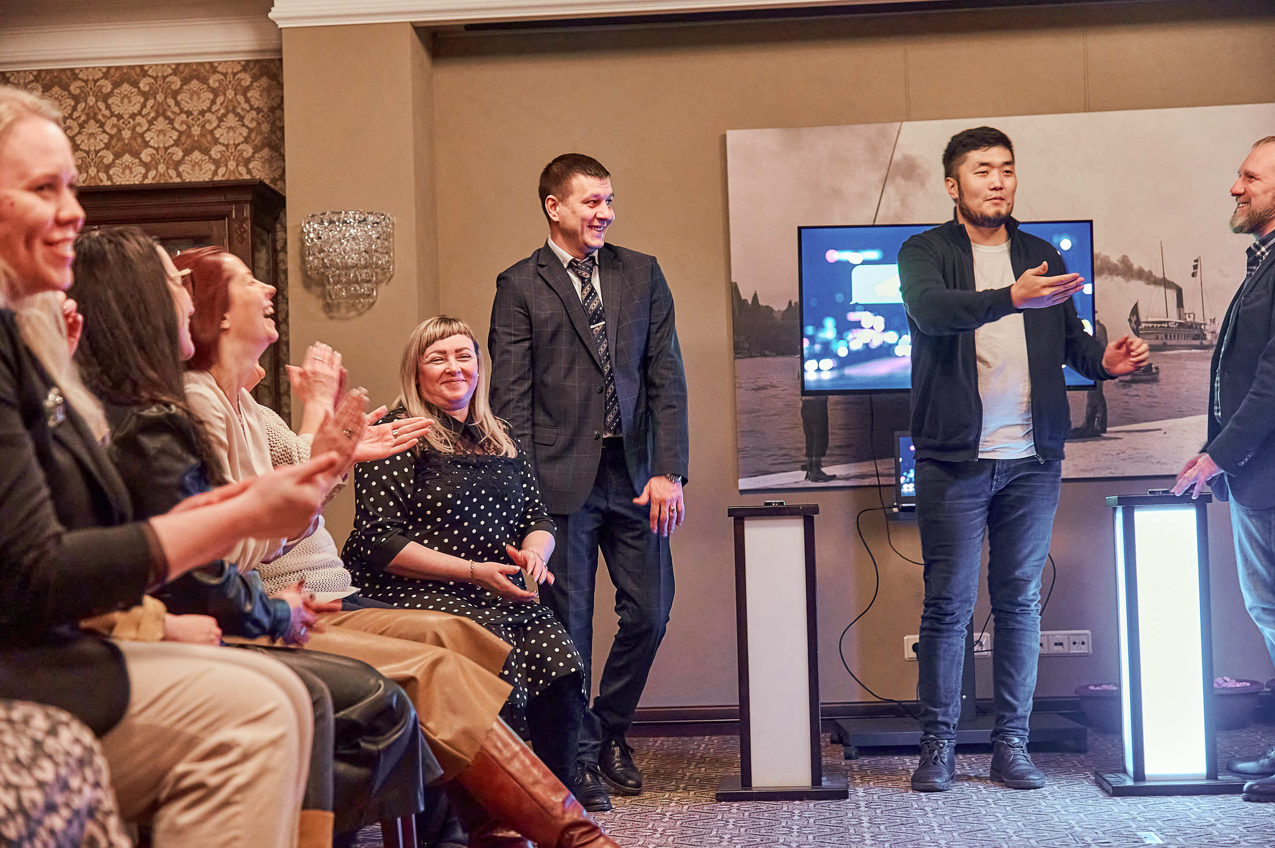 Портфолио репортажной фотосъёмки: "Сбербанк" Новый год. Фотограф Яковлев Роман — Красноярск